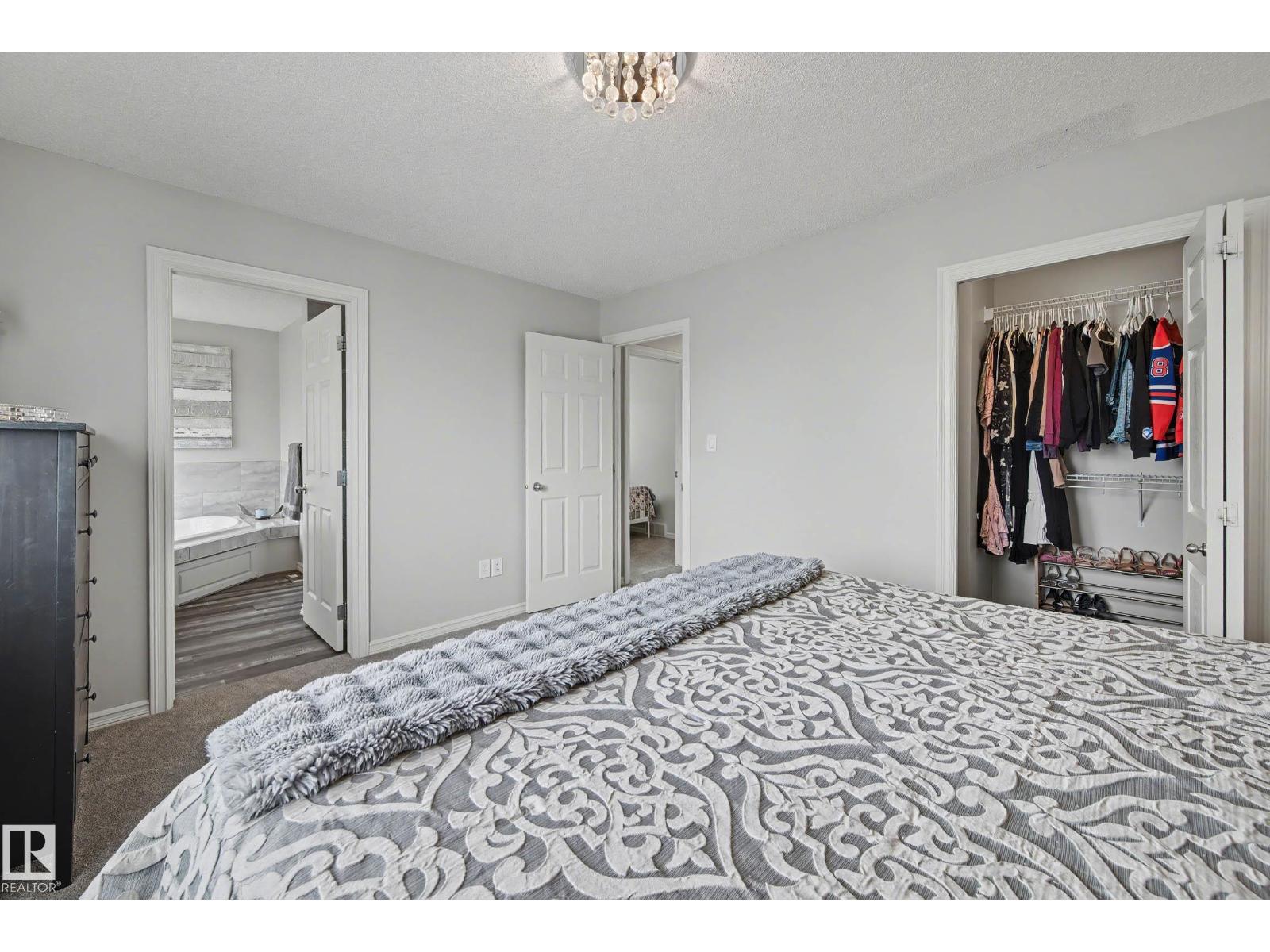 8720 11 Av Sw, Edmonton, Alberta  T6X 1J5 - Photo 21 - E4483719