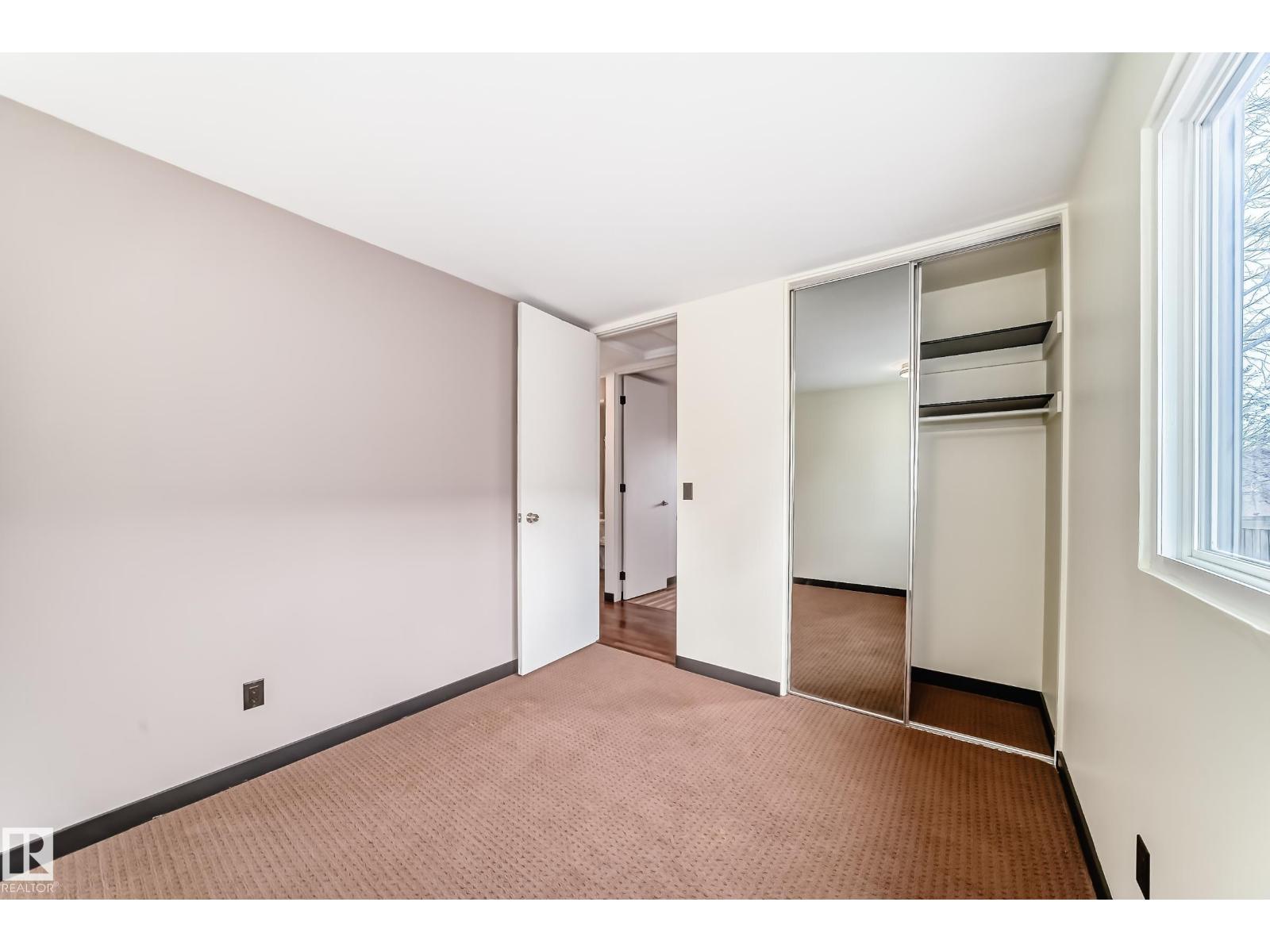 8608 37 Av Nw, Edmonton, Alberta  T6K 0E4 - Photo 26 - E4483720