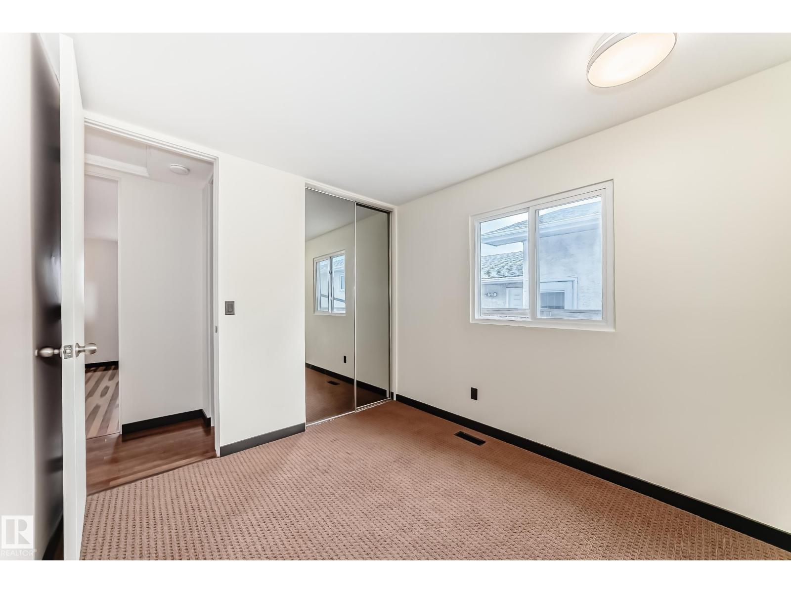 8608 37 Av Nw, Edmonton, Alberta  T6K 0E4 - Photo 27 - E4483720