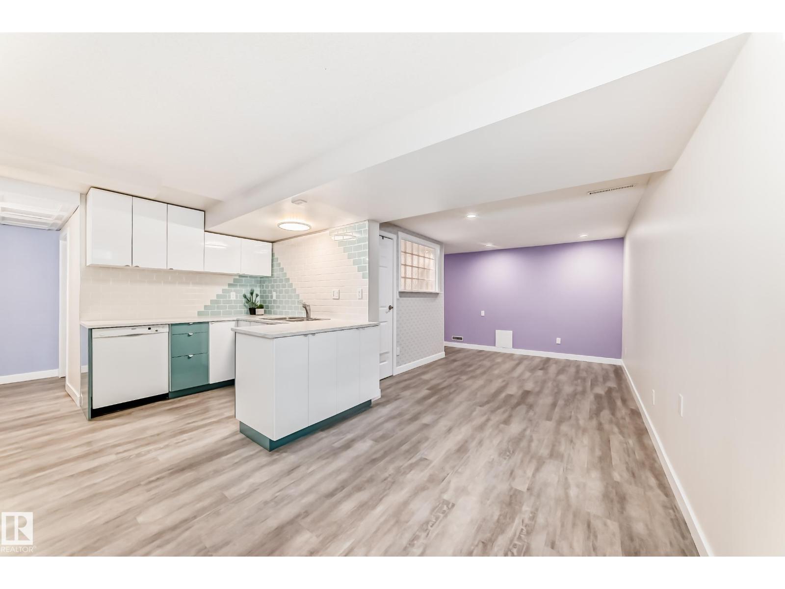 8608 37 Av Nw, Edmonton, Alberta  T6K 0E4 - Photo 34 - E4483720