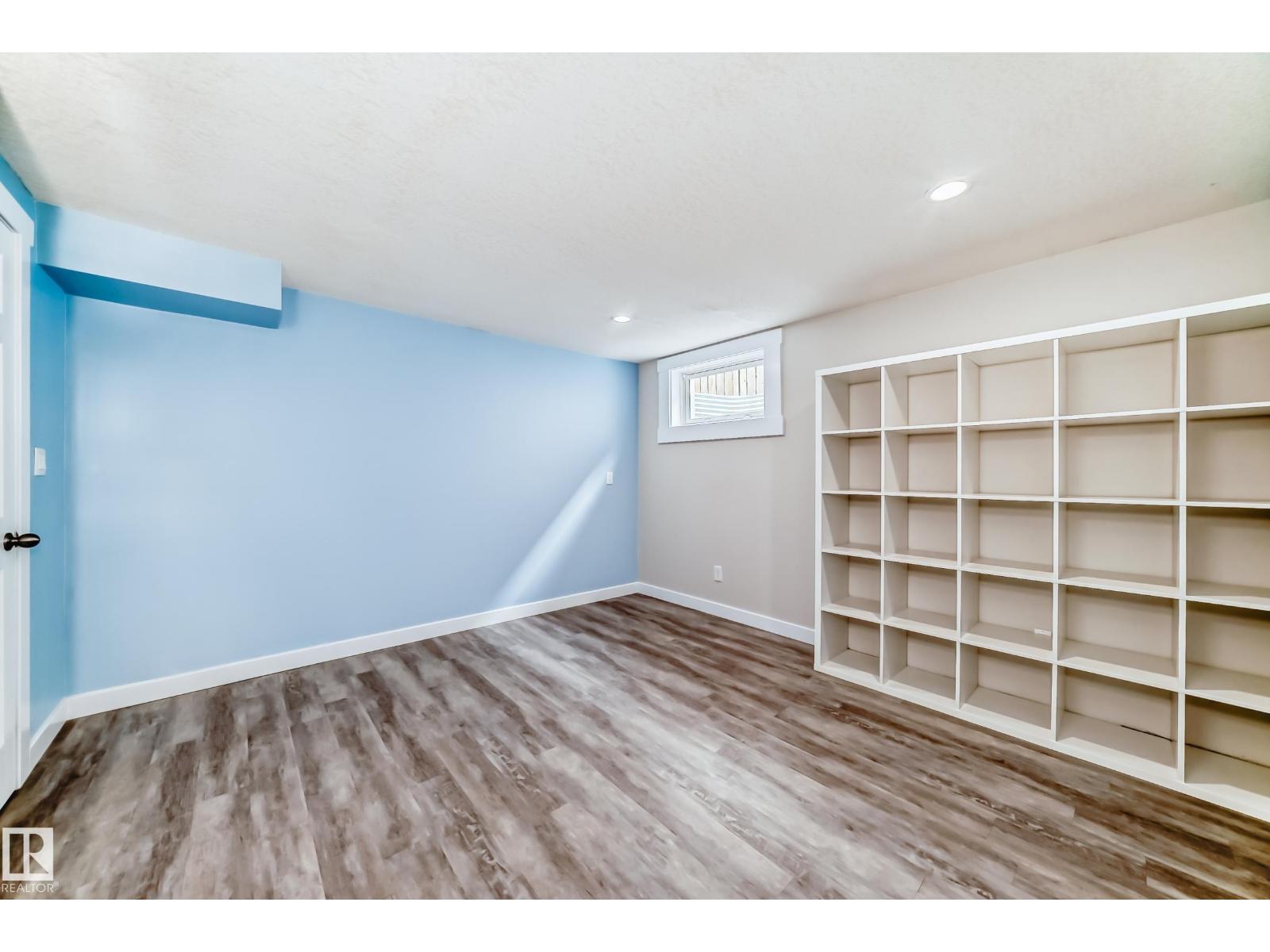 8608 37 Av Nw, Edmonton, Alberta  T6K 0E4 - Photo 45 - E4483720