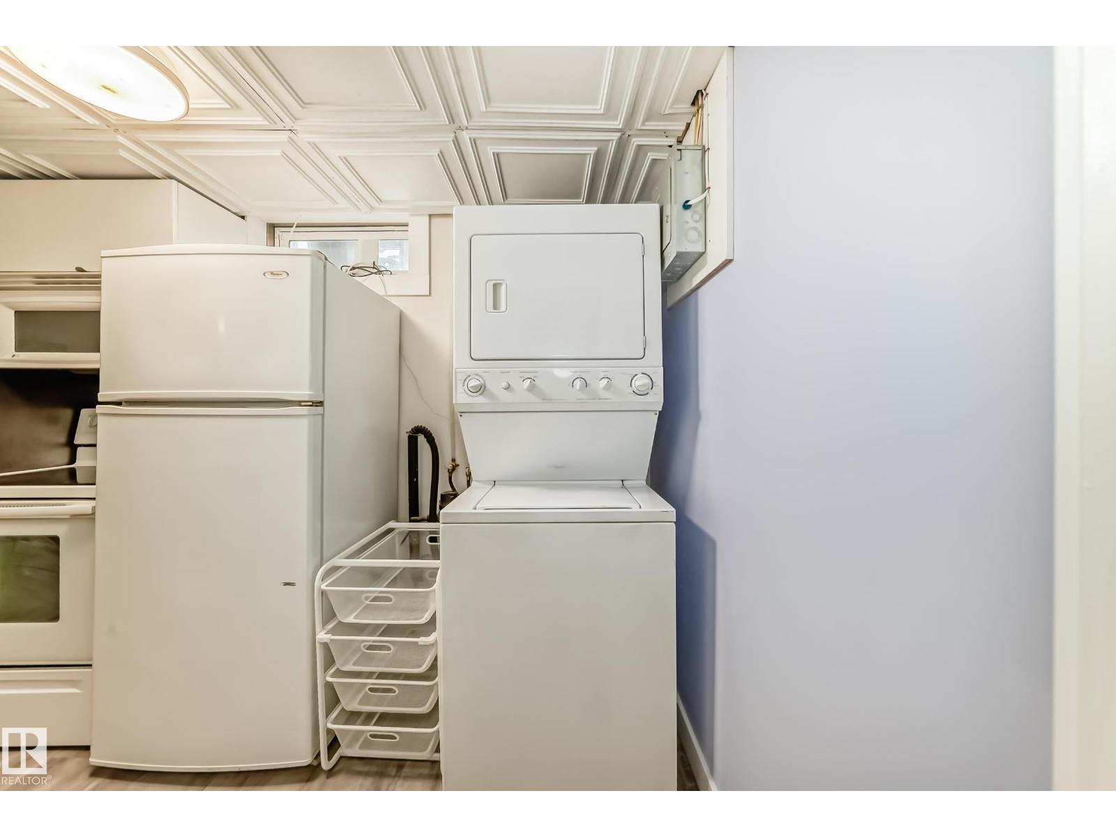 8608 37 Av Nw, Edmonton, Alberta  T6K 0E4 - Photo 54 - E4483720