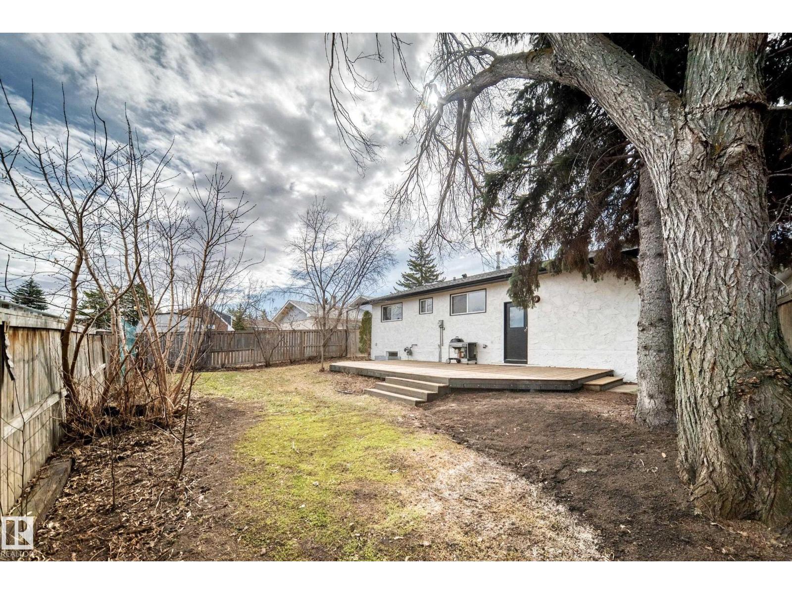 8608 37 Av Nw, Edmonton, Alberta  T6K 0E4 - Photo 60 - E4483720