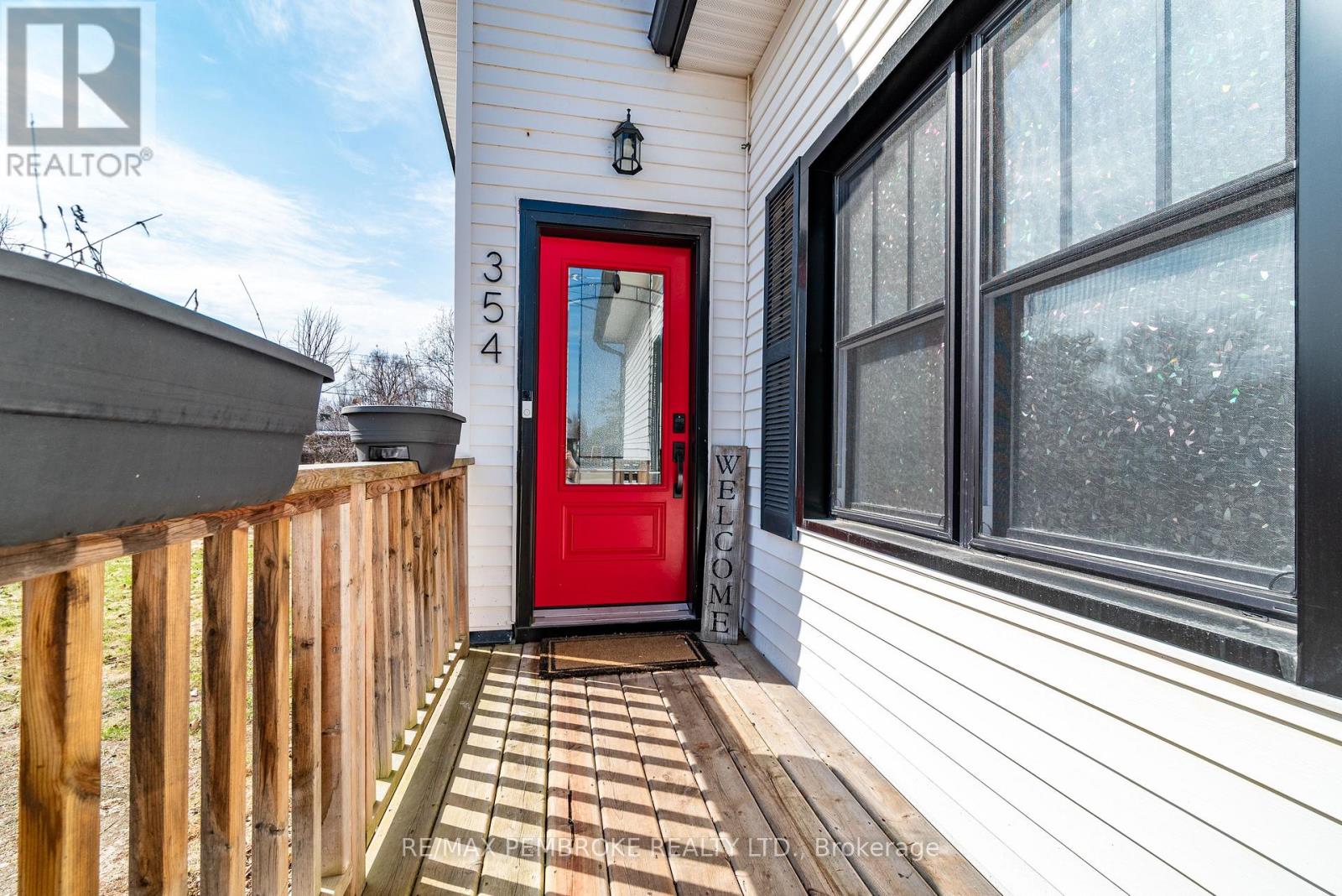 354 Irving Street, Pembroke, Ontario  K8A 2T1 - Photo 4 - X13035176