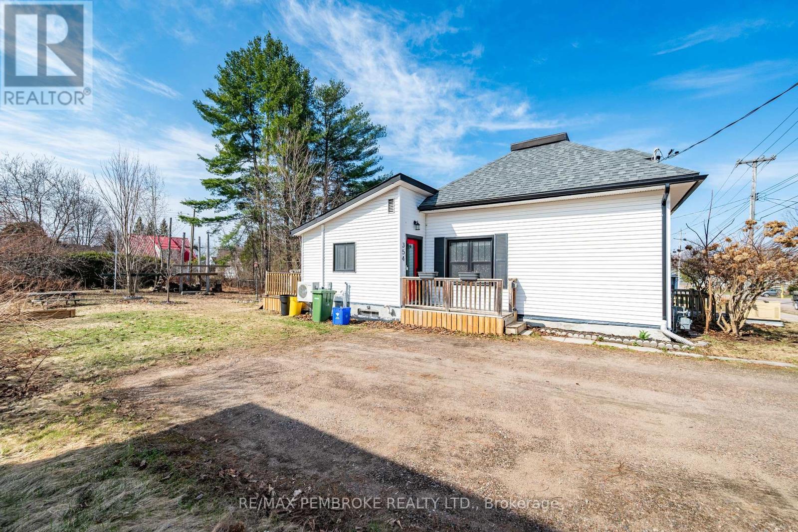 354 Irving Street, Pembroke, Ontario  K8A 2T1 - Photo 5 - X13035176