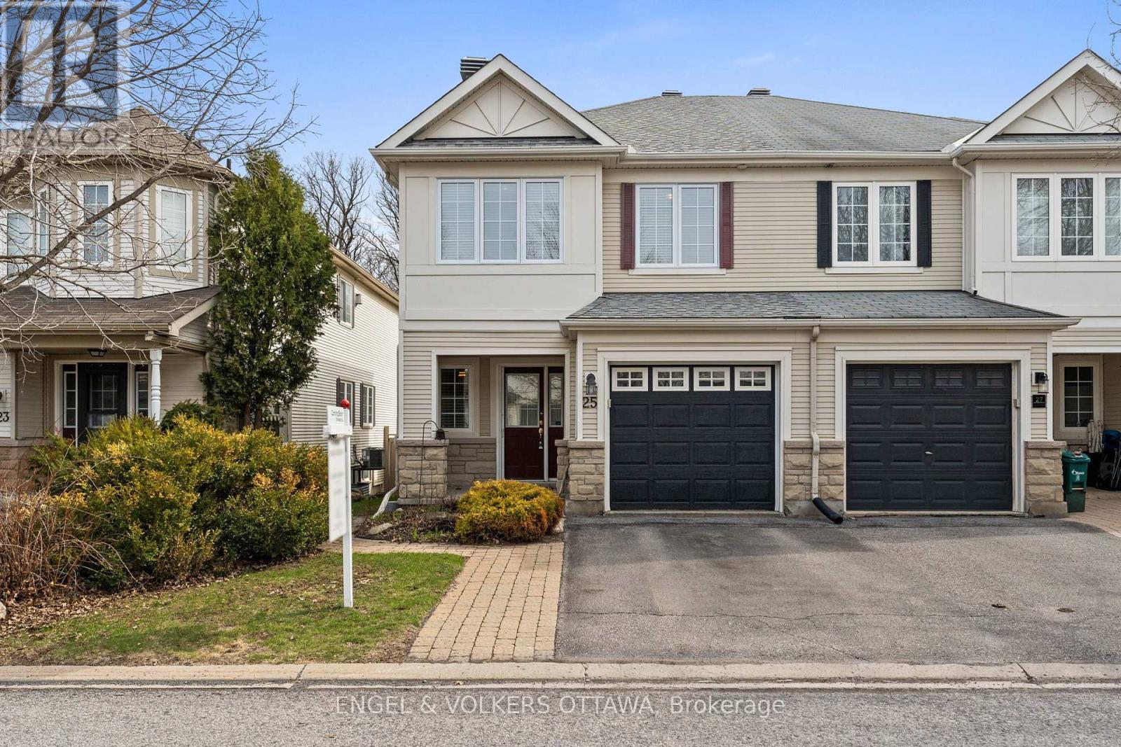 25 GOLDTHORPE PRIVATE, Ottawa, Ontario