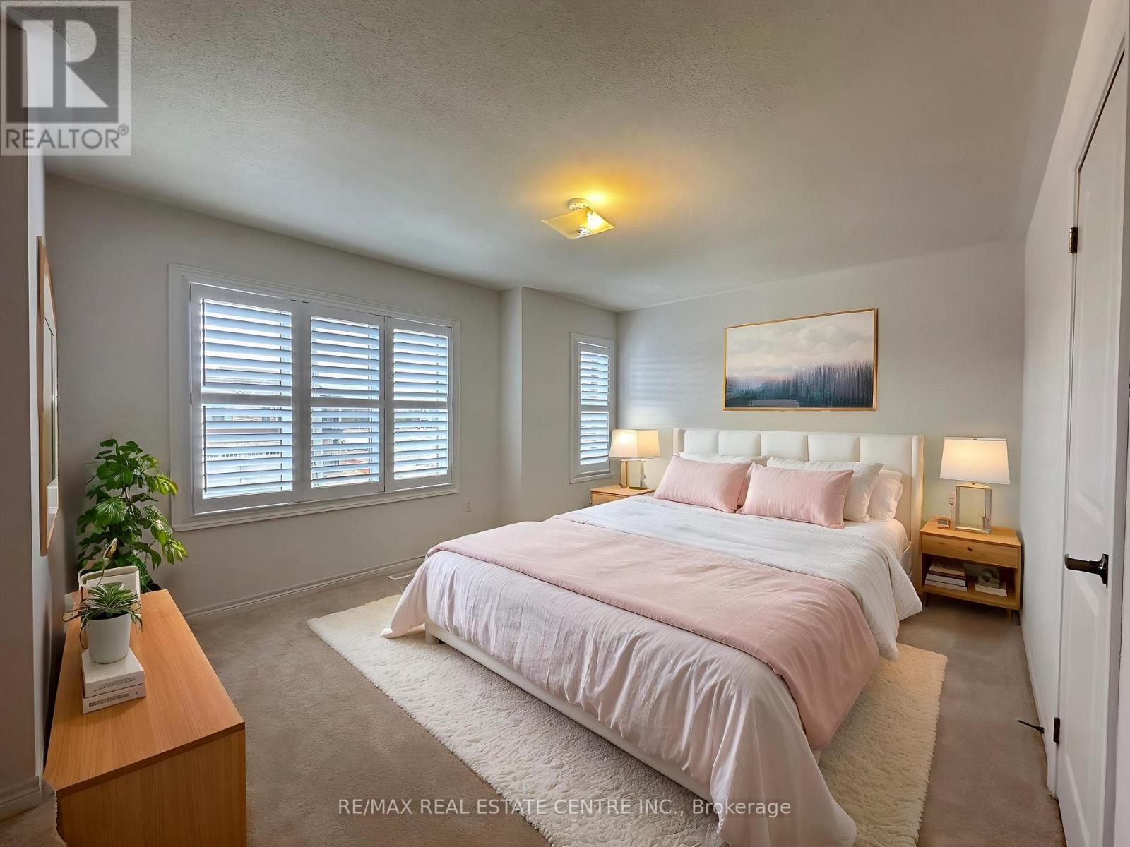 70 Wakefield Boulevard, Essa, Ontario  L3W 0L9 - Photo 25 - N12894422