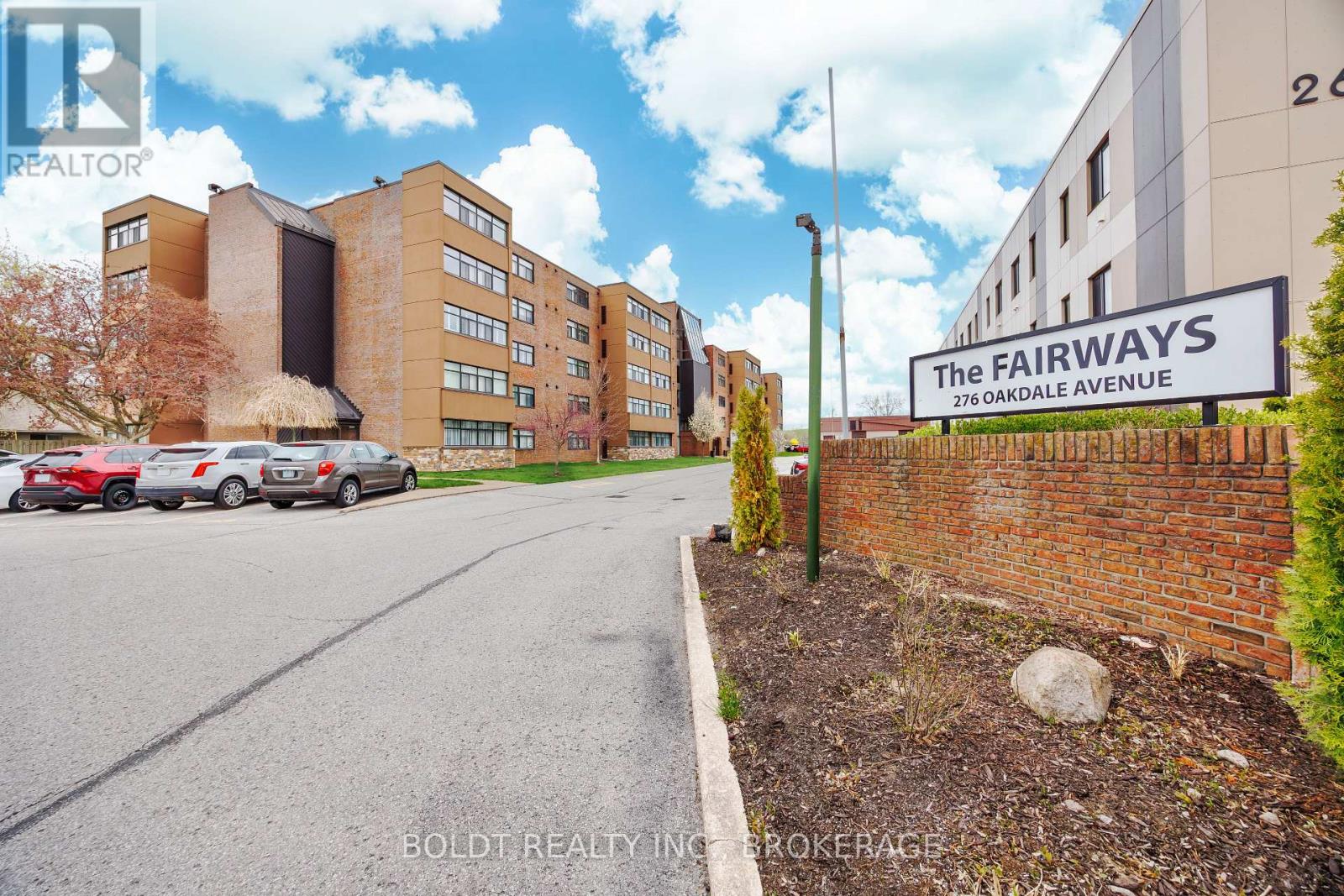 506 - 276 Oakdale Avenue, St. Catharines, Ontario  L2P 3S5 - Photo 1 - X13035234