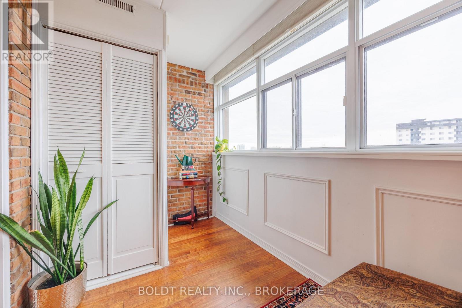 506 - 276 Oakdale Avenue, St. Catharines, Ontario  L2P 3S5 - Photo 13 - X13035234