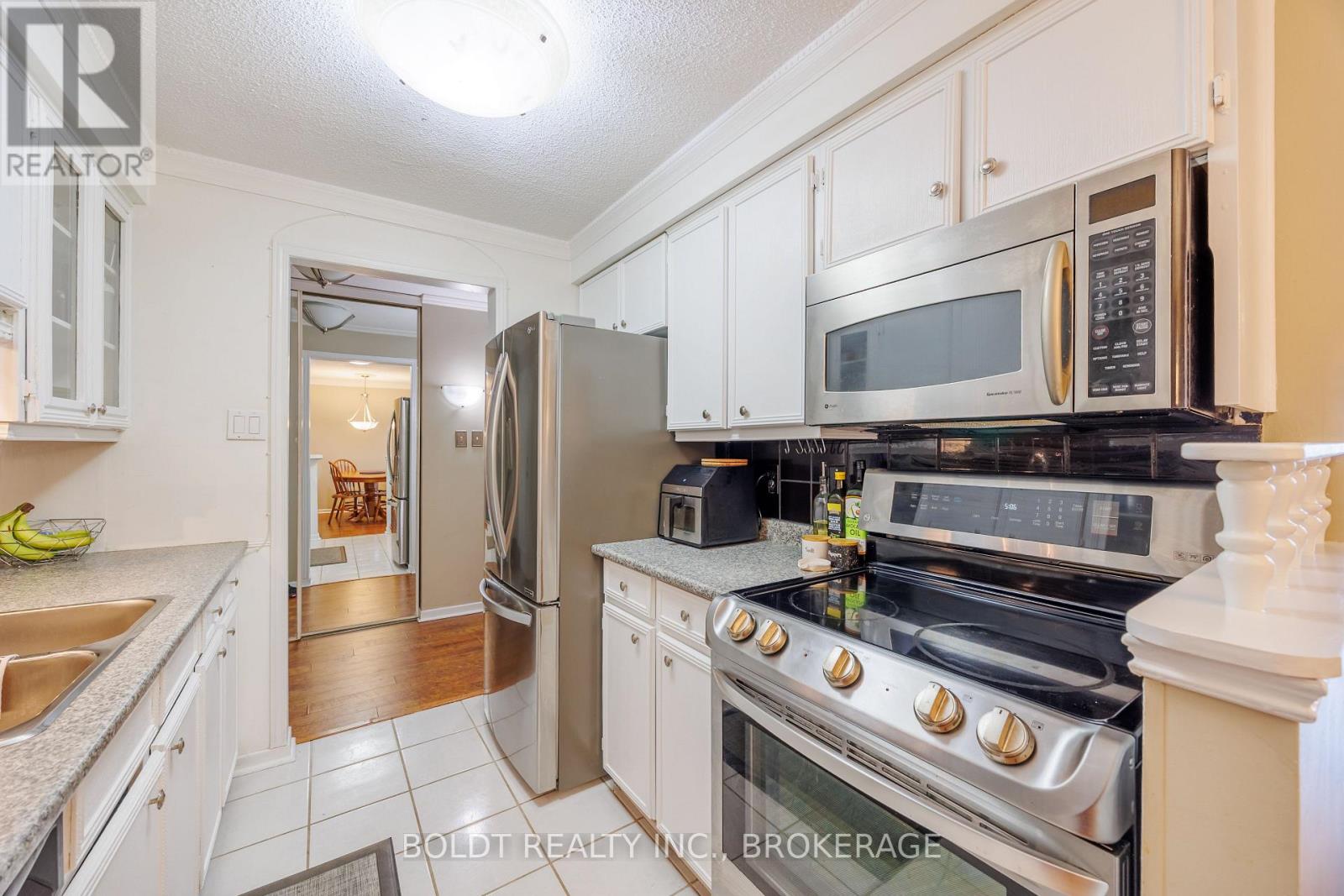 506 - 276 Oakdale Avenue, St. Catharines, Ontario  L2P 3S5 - Photo 8 - X13035234