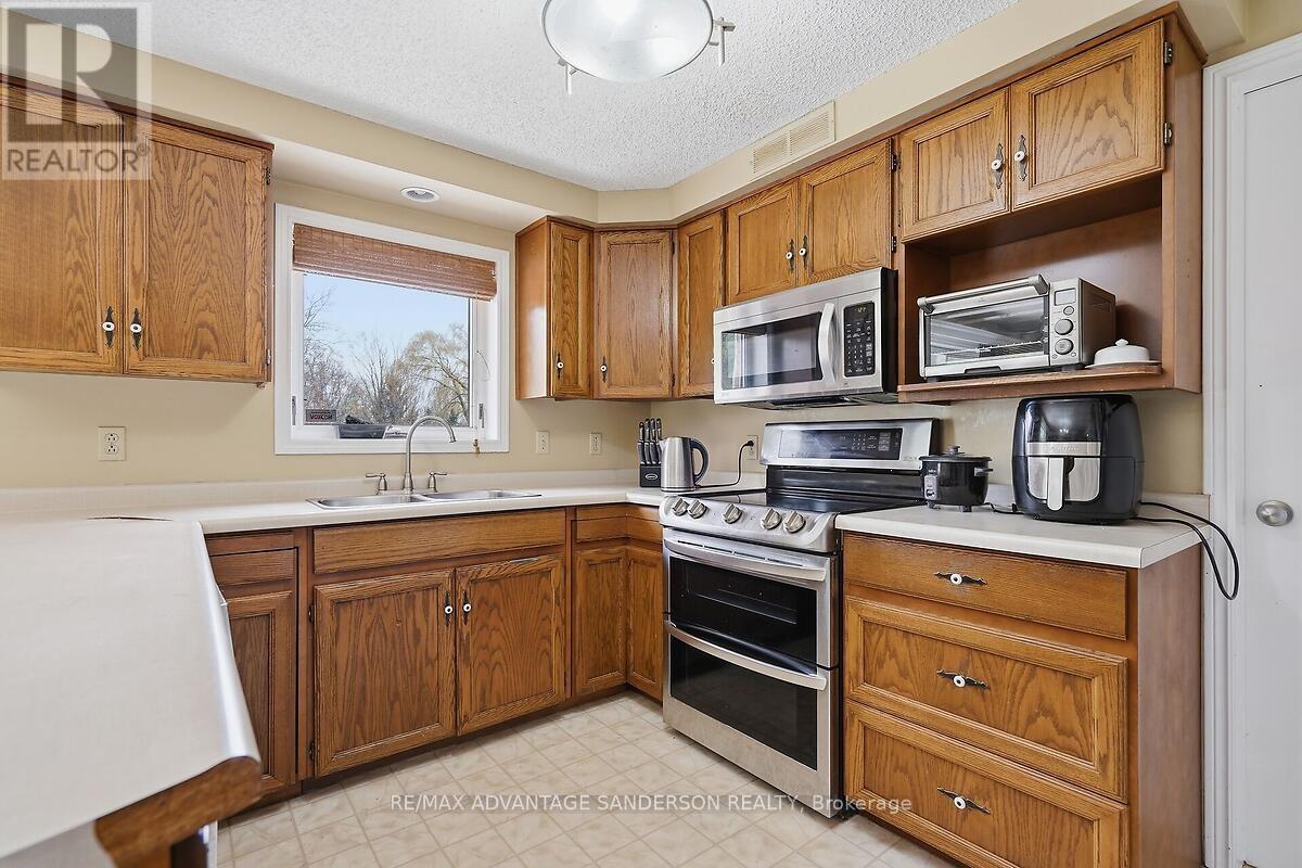 20064 Nissouri Road, Thames Centre, Ontario  N0M 2P0 - Photo 13 - X13035362