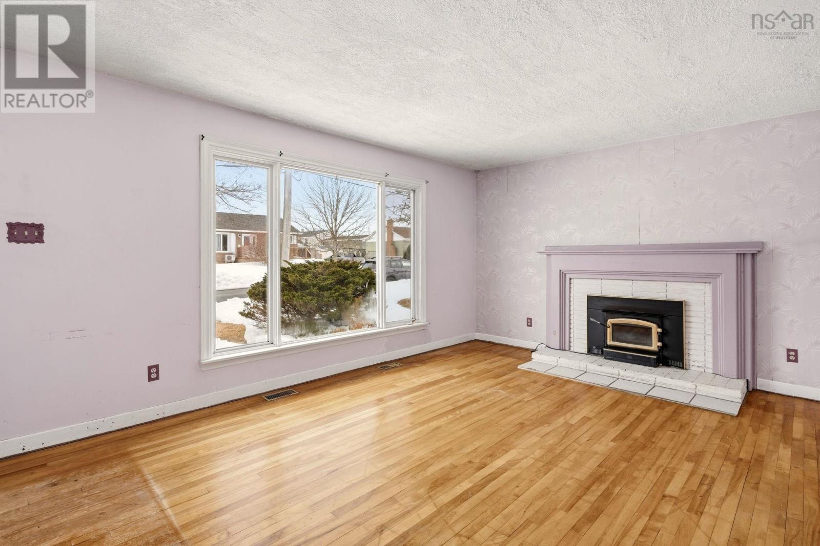 12 Estate Drive, Cole Harbour, Nova Scotia  B2V 1C4 - Photo 3 - 202603837