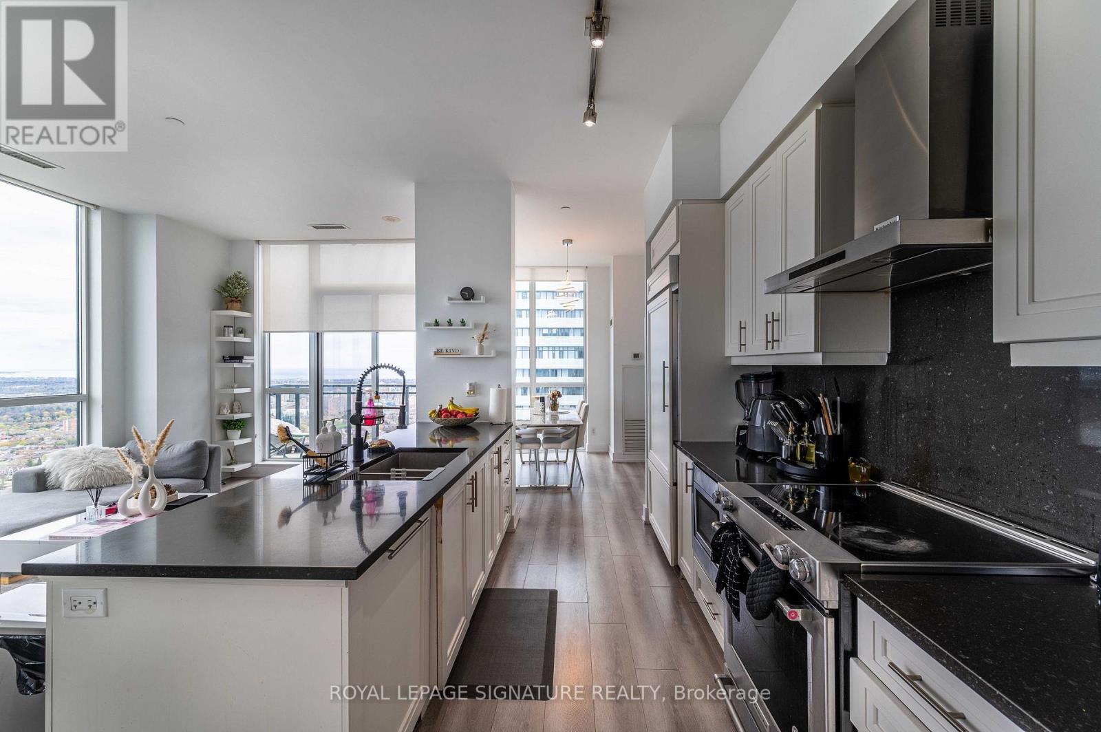 Ph4 - 4011 Brickstone Mews, Mississauga, Ontario  L5B 0G3 - Photo 7 - W13034172