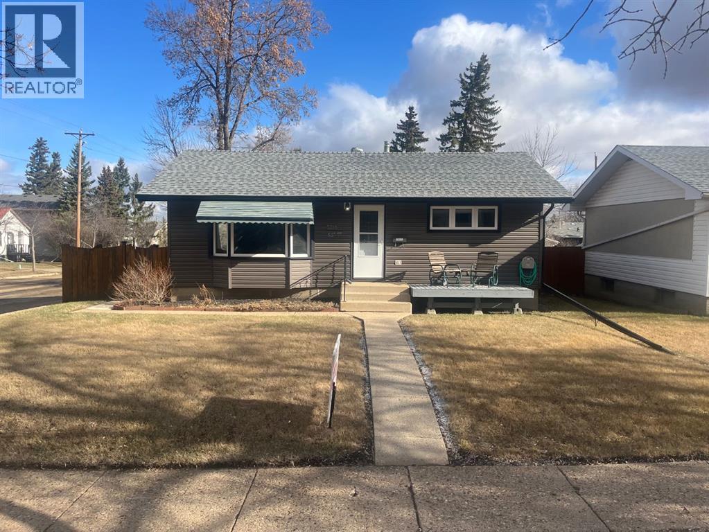 5218 53a Avenue, Camrose, Alberta  T4V 0Y8 - Photo 1 - A2280976