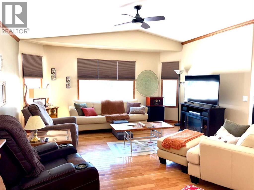 4721 52 Street, Innisfree, Alberta  T0B 2G0 - Photo 19 - A2301839