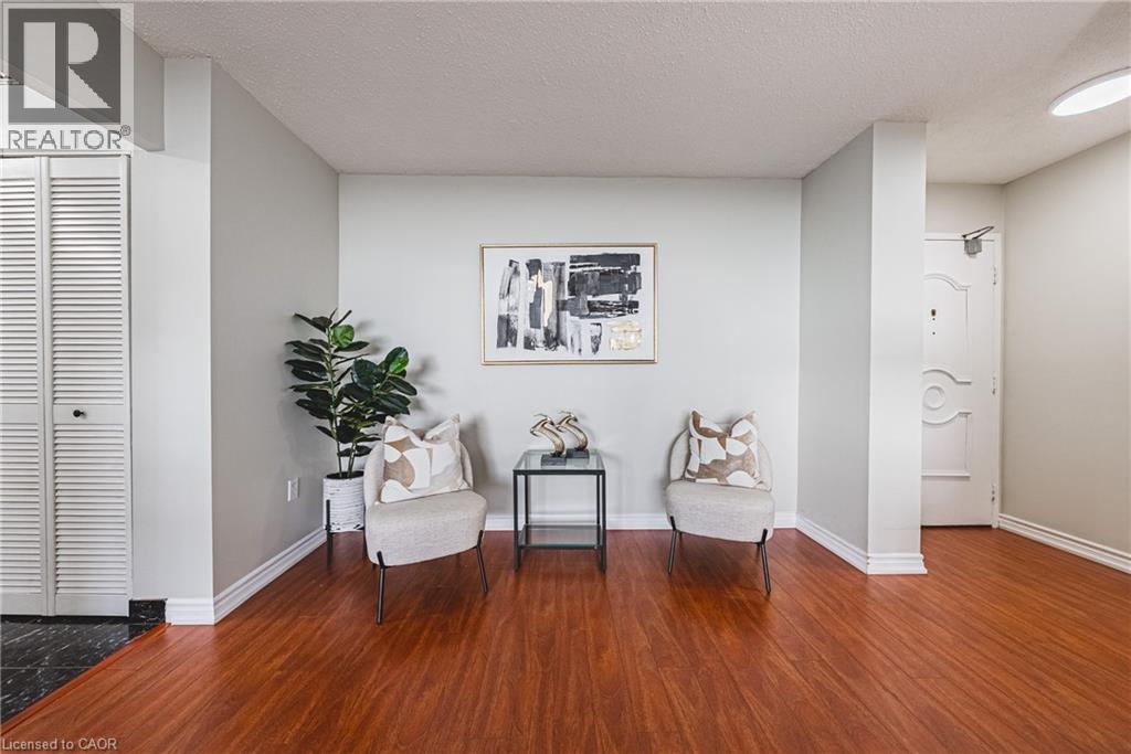 2055 Upper Middle Road Unit# 1206, Burlington, Ontario  L7P 3P4 - Photo 8 - 40815274