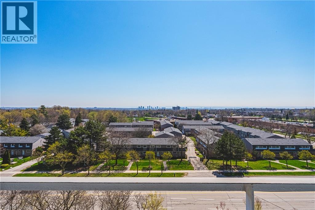 2055 Upper Middle Road Unit# 1206, Burlington, Ontario  L7P 3P4 - Photo 2 - 40815274