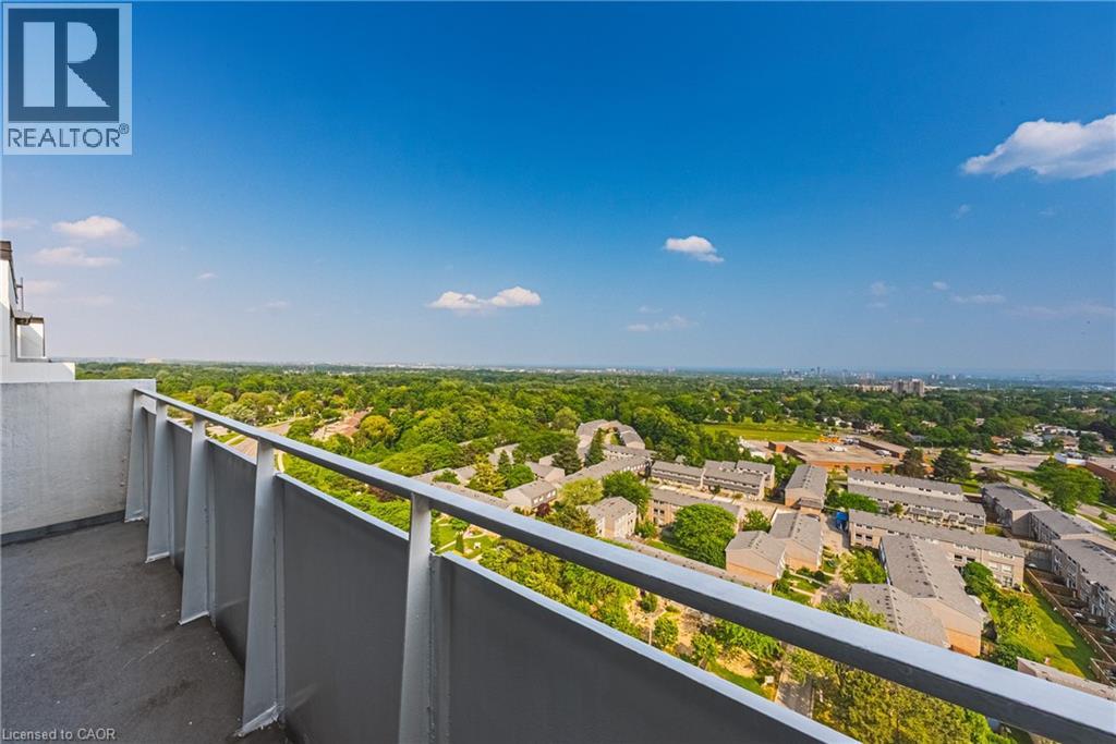 2055 Upper Middle Road Unit# 1206, Burlington, Ontario  L7P 3P4 - Photo 13 - 40815274