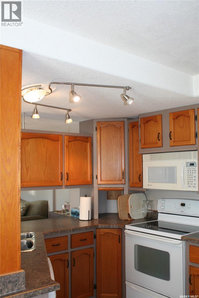 1821 Connaught Street, Regina, Saskatchewan  S4T 4T4 - Photo 12 - SK029433