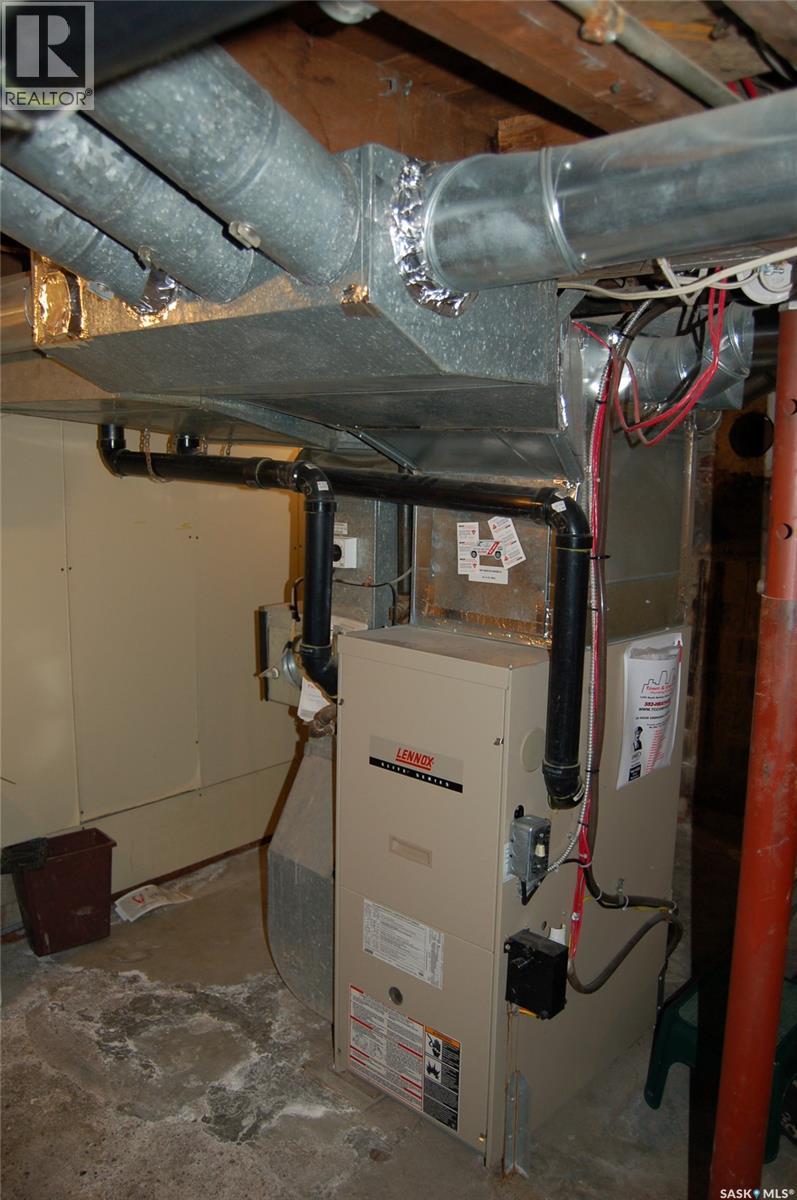 1821 Connaught Street, Regina, Saskatchewan  S4T 4T4 - Photo 24 - SK029433