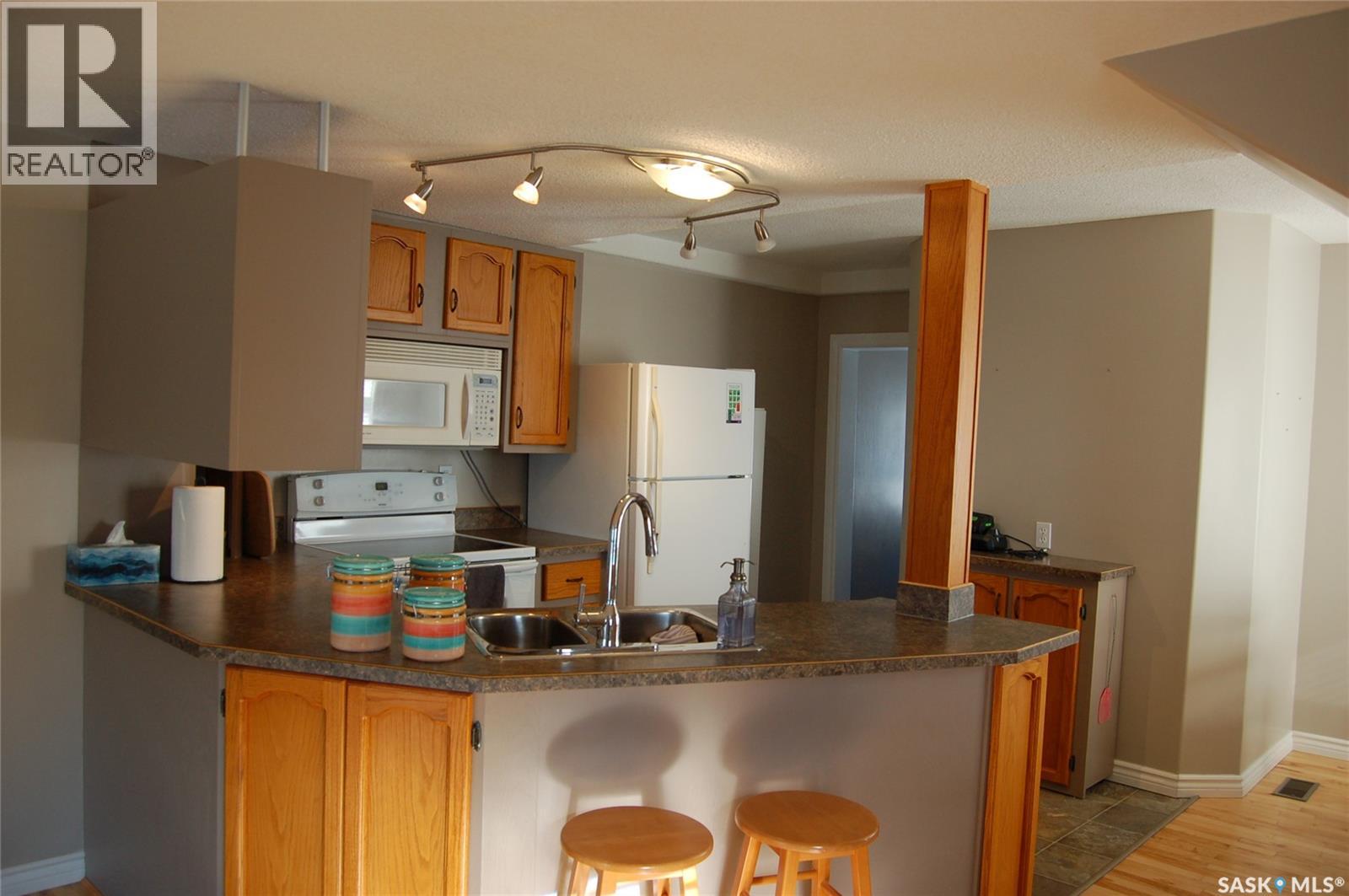 1821 Connaught Street, Regina, Saskatchewan  S4T 4T4 - Photo 7 - SK029433