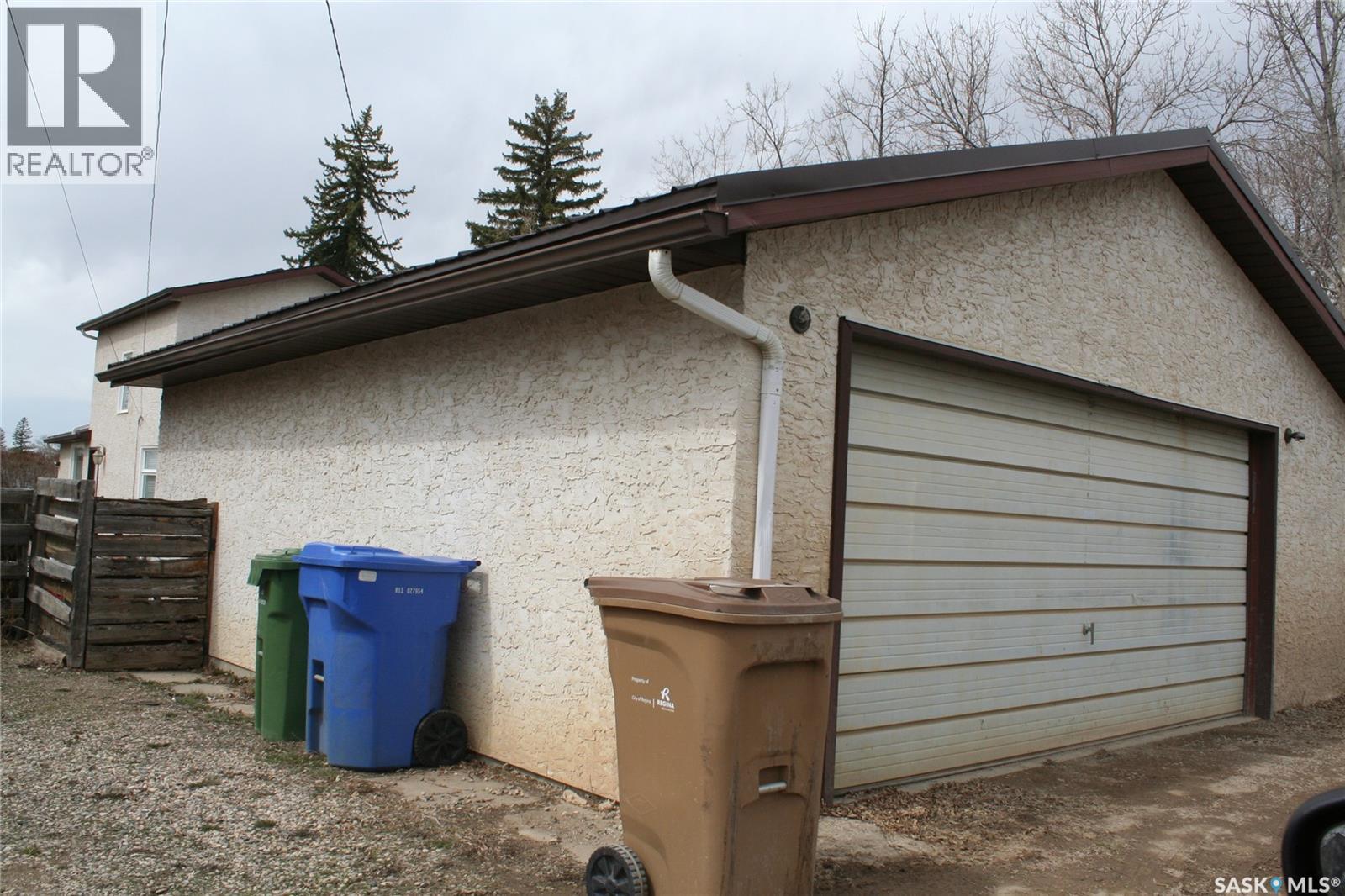 1821 Connaught Street, Regina, Saskatchewan  S4T 4T4 - Photo 32 - SK029433