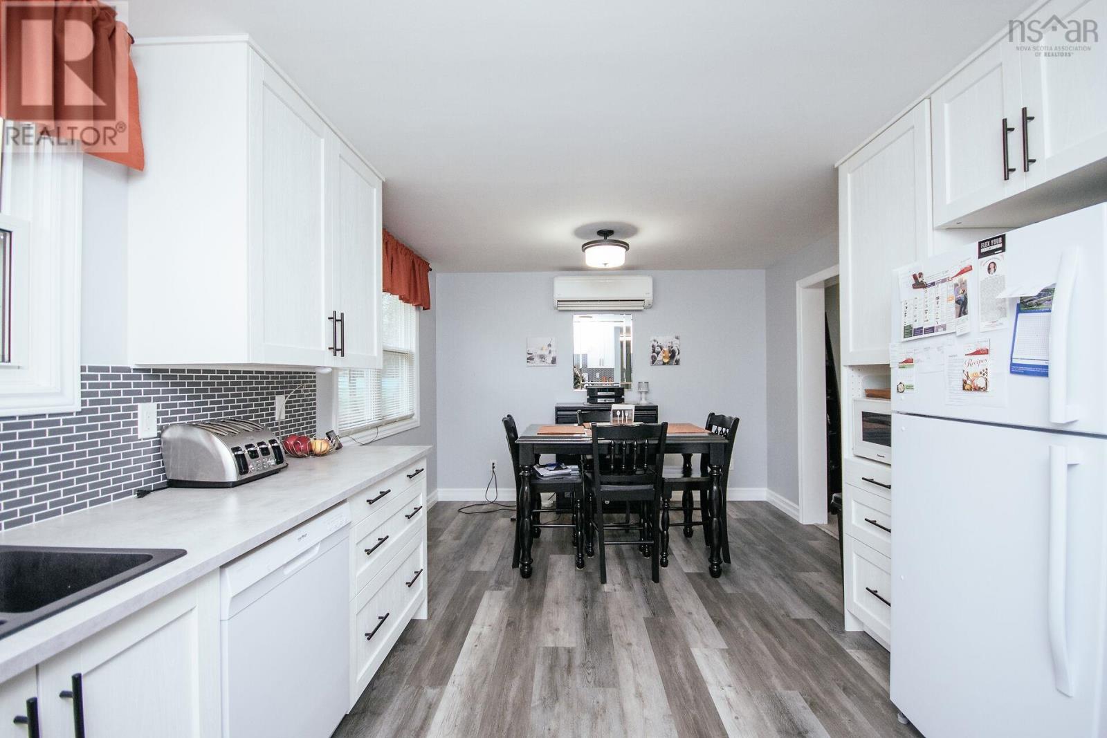 2810 Pinecrest Drive, Coldbrook, Nova Scotia  B4R 1B5 - Photo 17 - 202608231