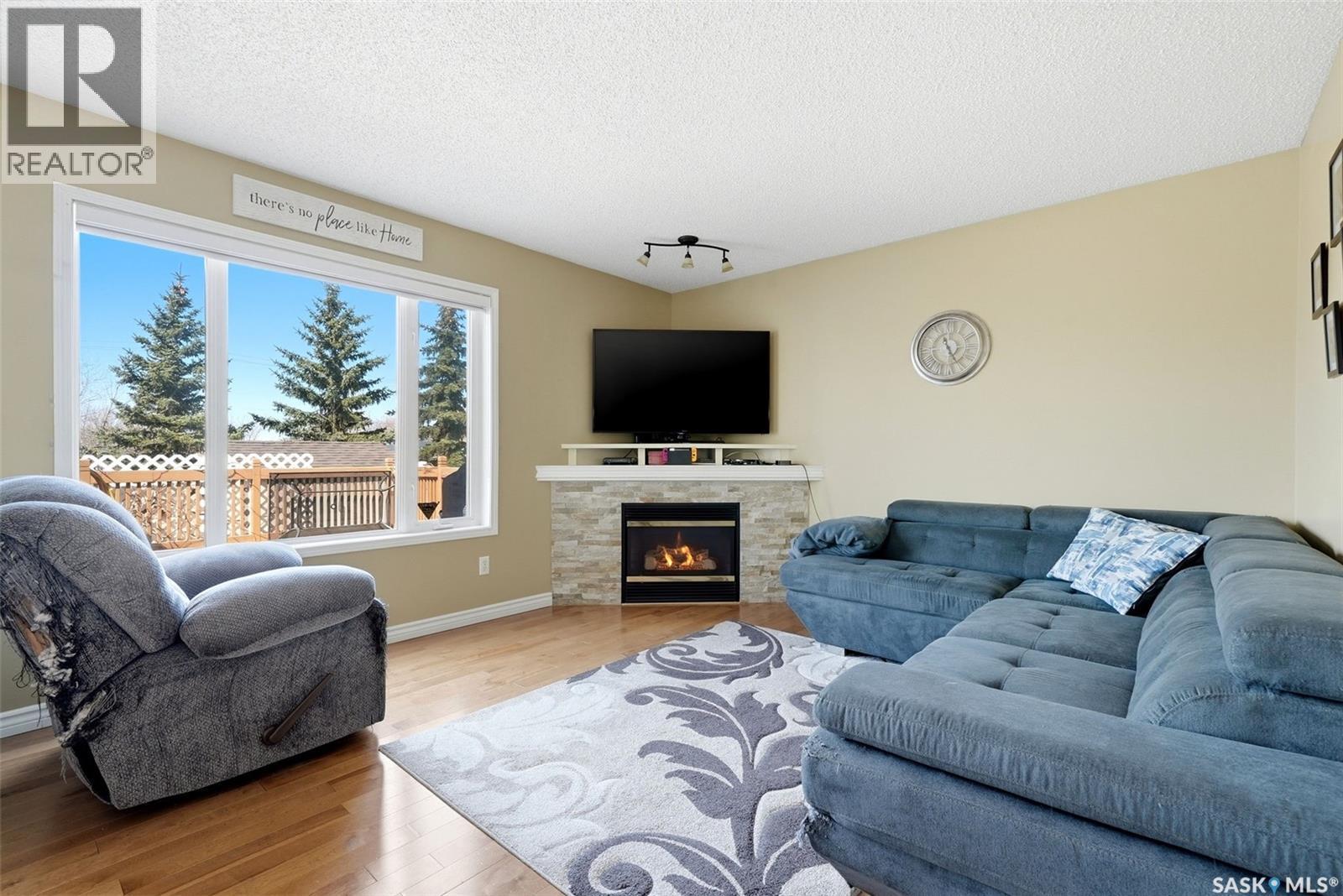 1614 Rousseau Crescent, Regina, Saskatchewan  S4X 4L8 - Photo 5 - SK033737