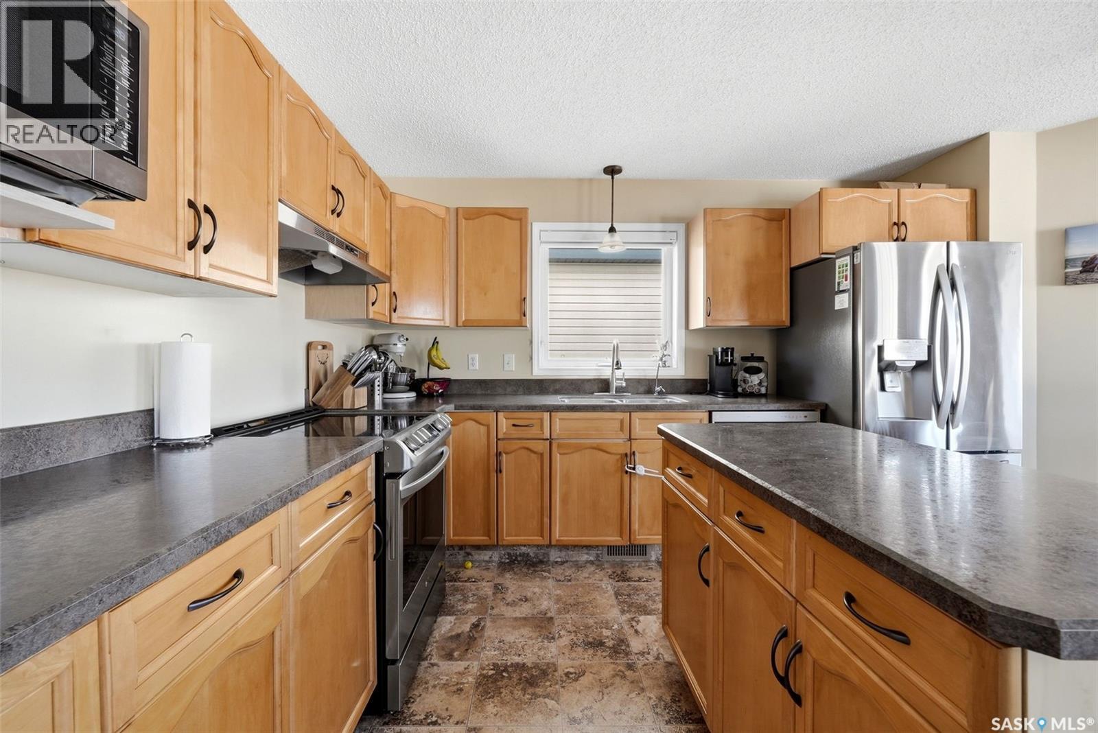 1614 Rousseau Crescent, Regina, Saskatchewan  S4X 4L8 - Photo 9 - SK033737