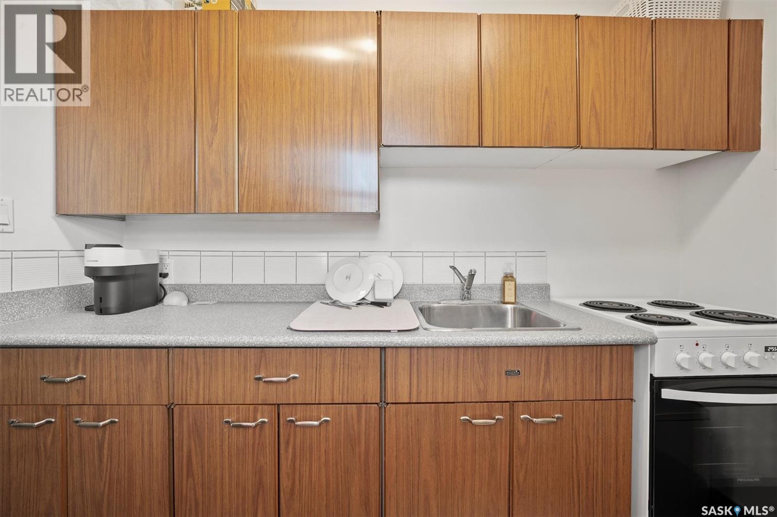 424 3rd Avenue N, Saskatoon, Saskatchewan  S7K 2J3 - Photo 18 - SK033705