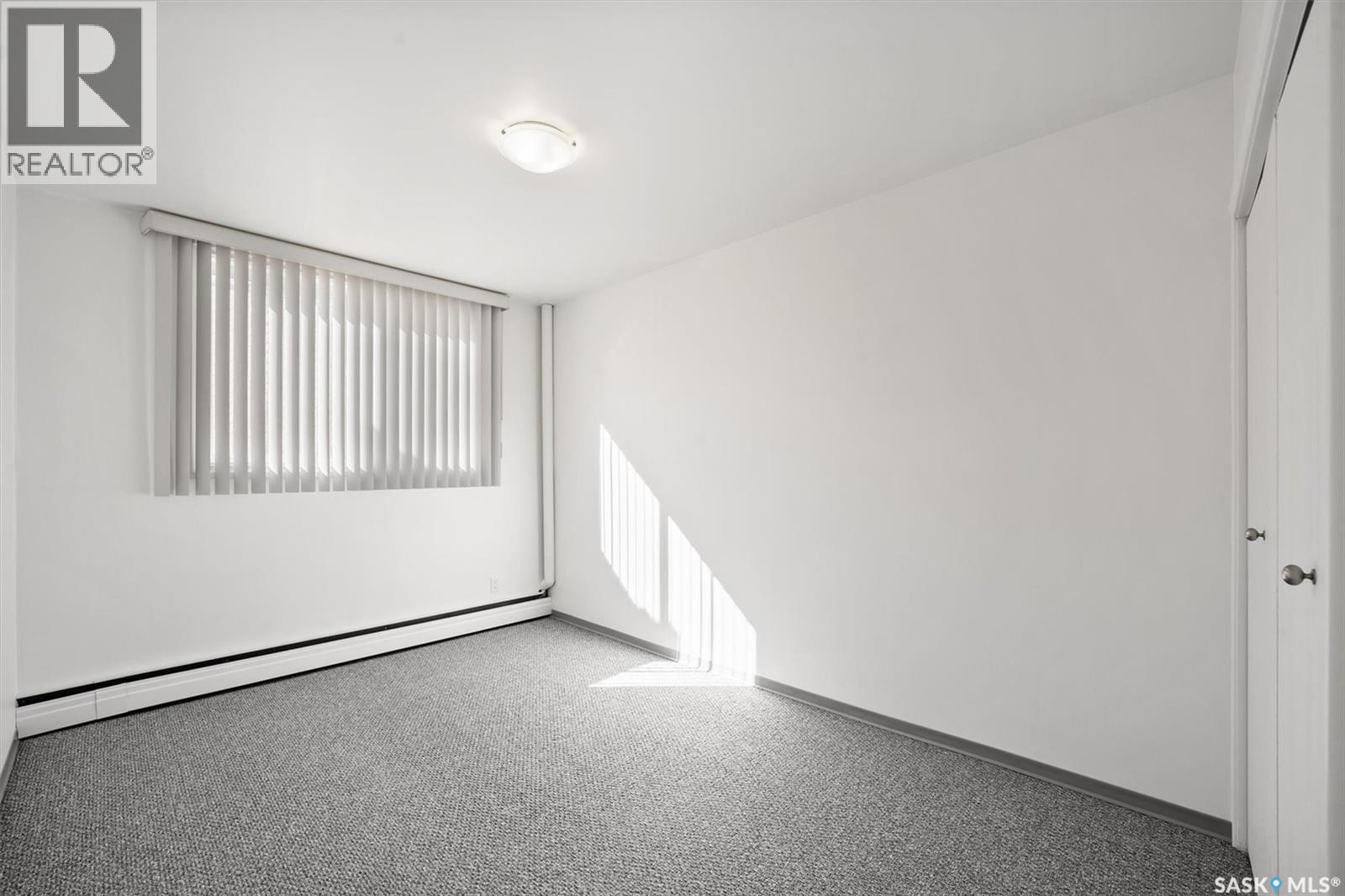 424 3rd Avenue N, Saskatoon, Saskatchewan  S7K 2J3 - Photo 37 - SK033705