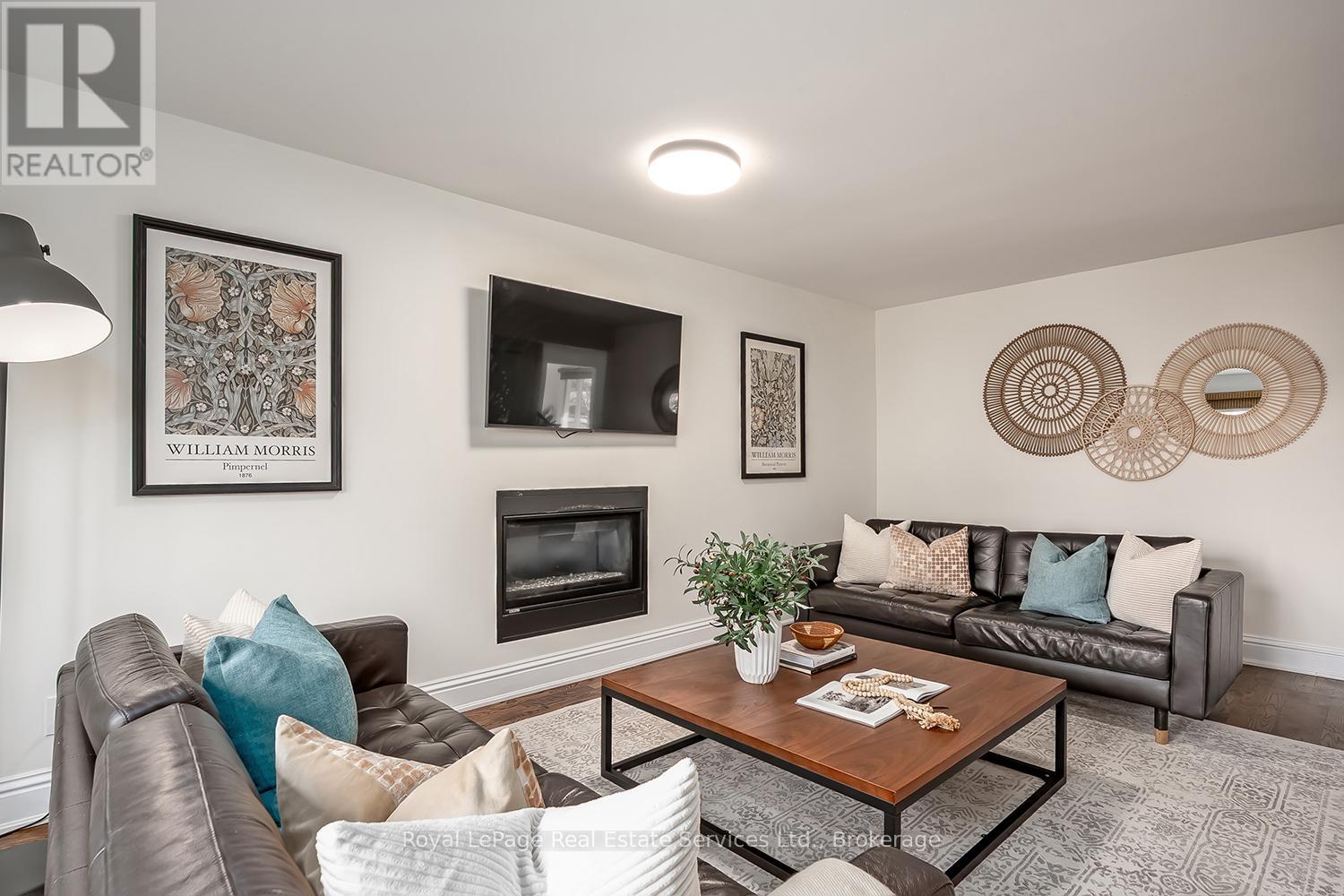 5193 Lakeshore Road, Burlington, Ontario  L7L 1C7 - Photo 21 - W13035250