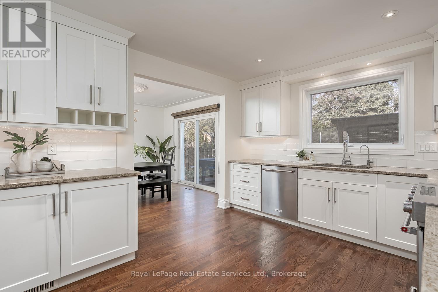 5193 Lakeshore Road, Burlington, Ontario  L7L 1C7 - Photo 16 - W13035250