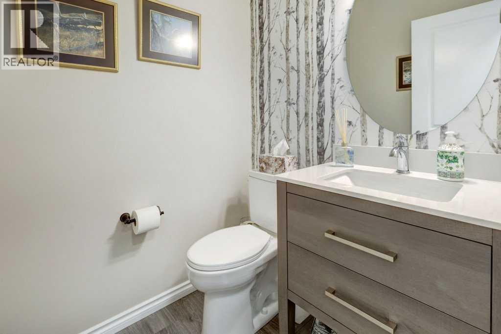 2033 Sagewood Point SW, Airdrie, Alberta  T4b 3P1 - Photo 11 - A2293088