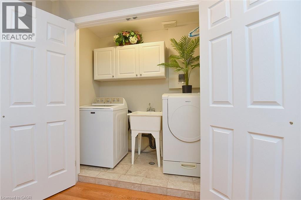 100 Newcombe Road, Dundas, Ontario  L9H 0A6 - Photo 29 - 40818228