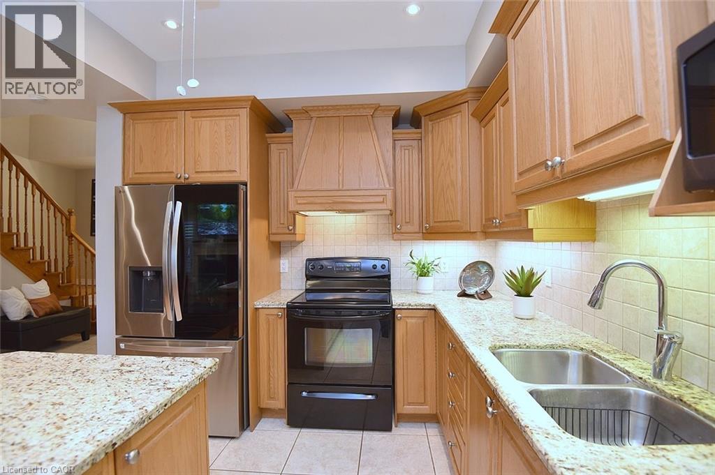 100 Newcombe Road, Dundas, Ontario  L9H 0A6 - Photo 19 - 40818228