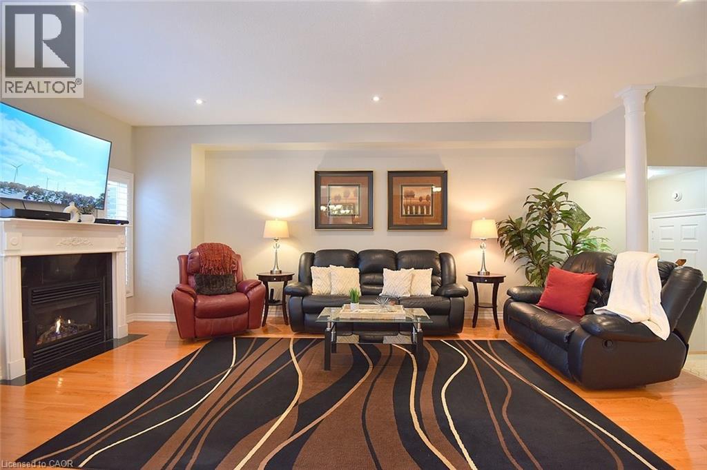 100 Newcombe Road, Dundas, Ontario  L9H 0A6 - Photo 8 - 40818228