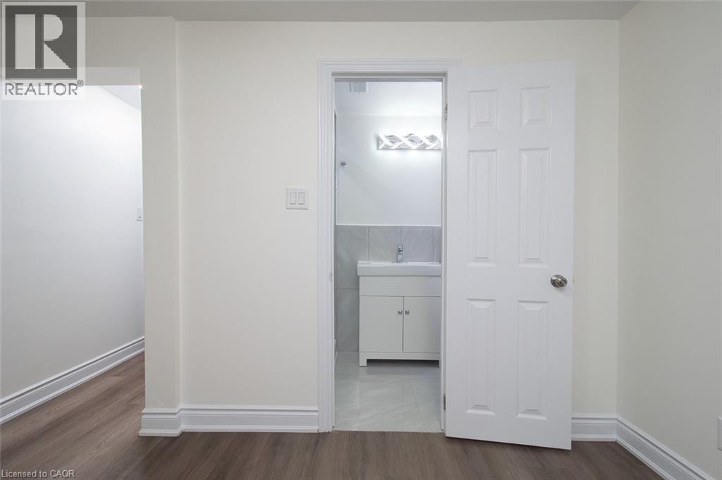 115 Uplands Drive, Kitchener, Ontario  N2M 4X3 - Photo 23 - 40823409