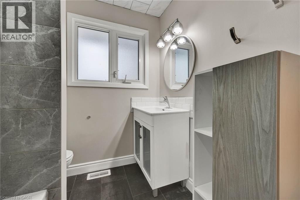 115 Uplands Drive, Kitchener, Ontario  N2M 4X3 - Photo 44 - 40823409