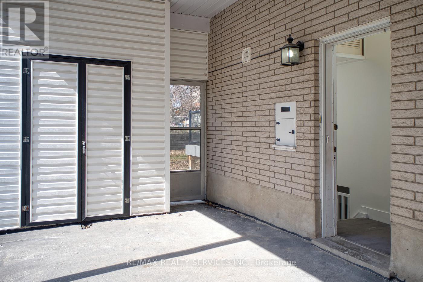 115 Uplands Drive, Kitchener, Ontario  N2M 4X3 - Photo 39 - X13020982