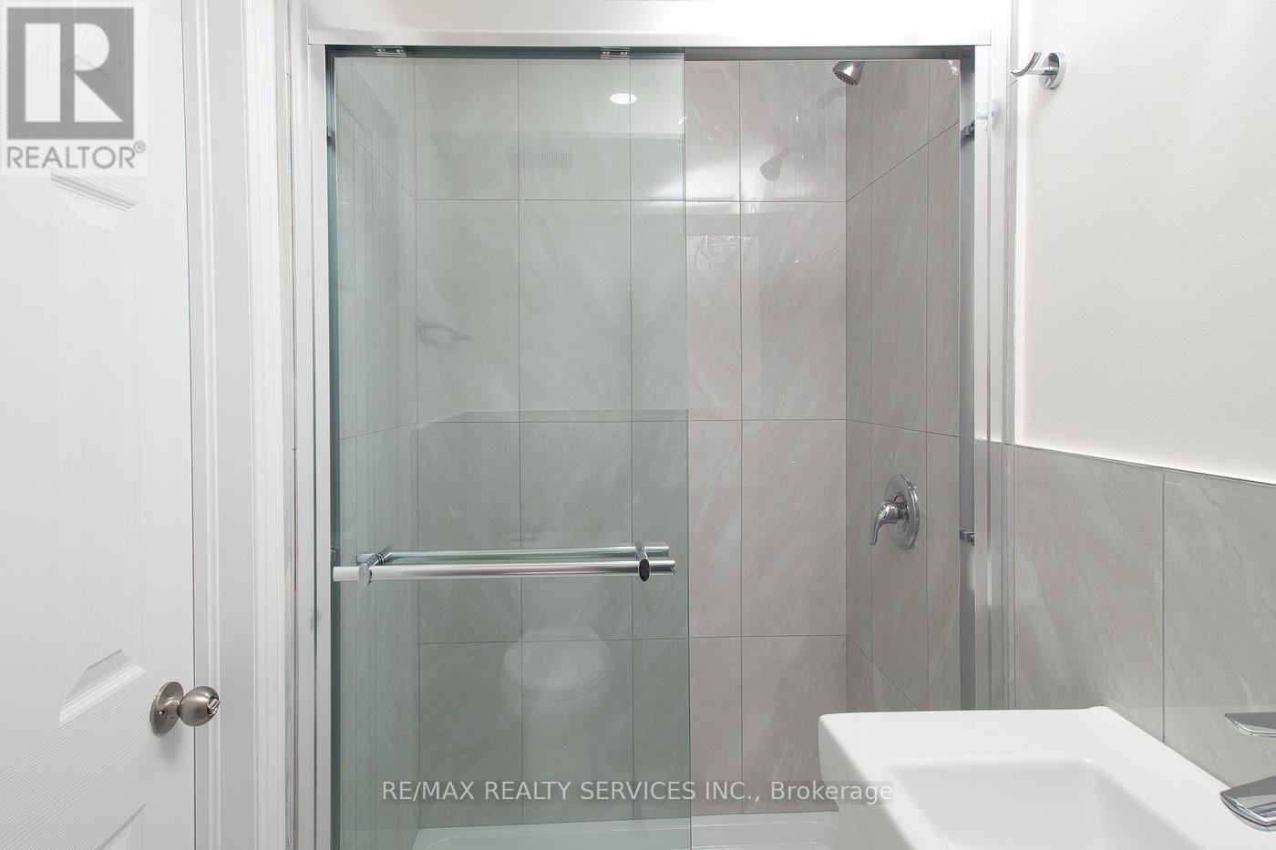 115 Uplands Drive, Kitchener, Ontario  N2M 4X3 - Photo 23 - X13020982