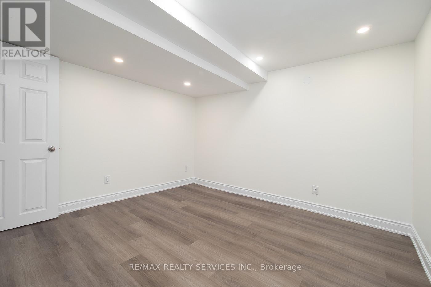 115 Uplands Drive, Kitchener, Ontario  N2M 4X3 - Photo 32 - X13020982