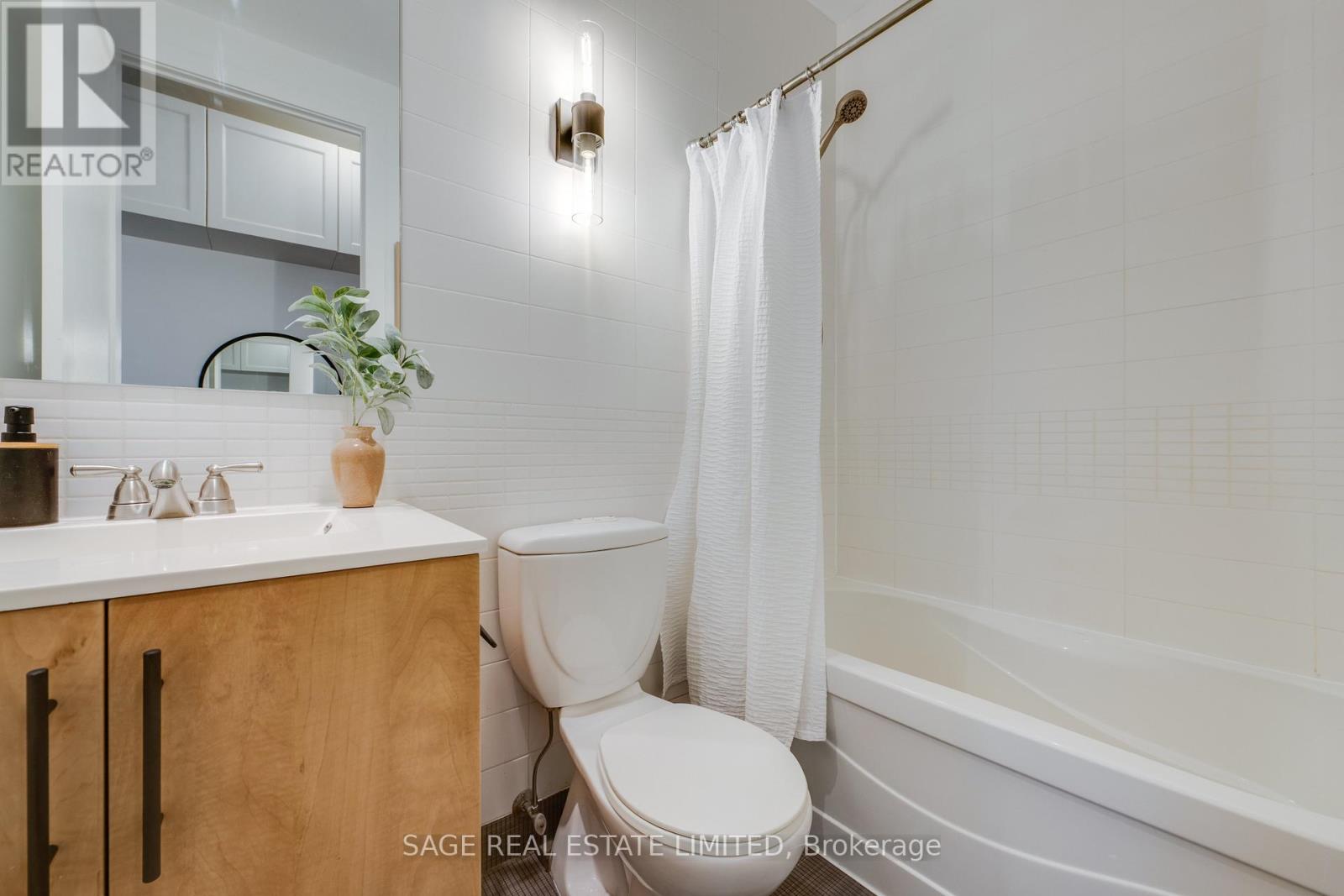 411 - 120 Homewood Avenue, Toronto, Ontario  M4Y 2J3 - Photo 26 - C13034994