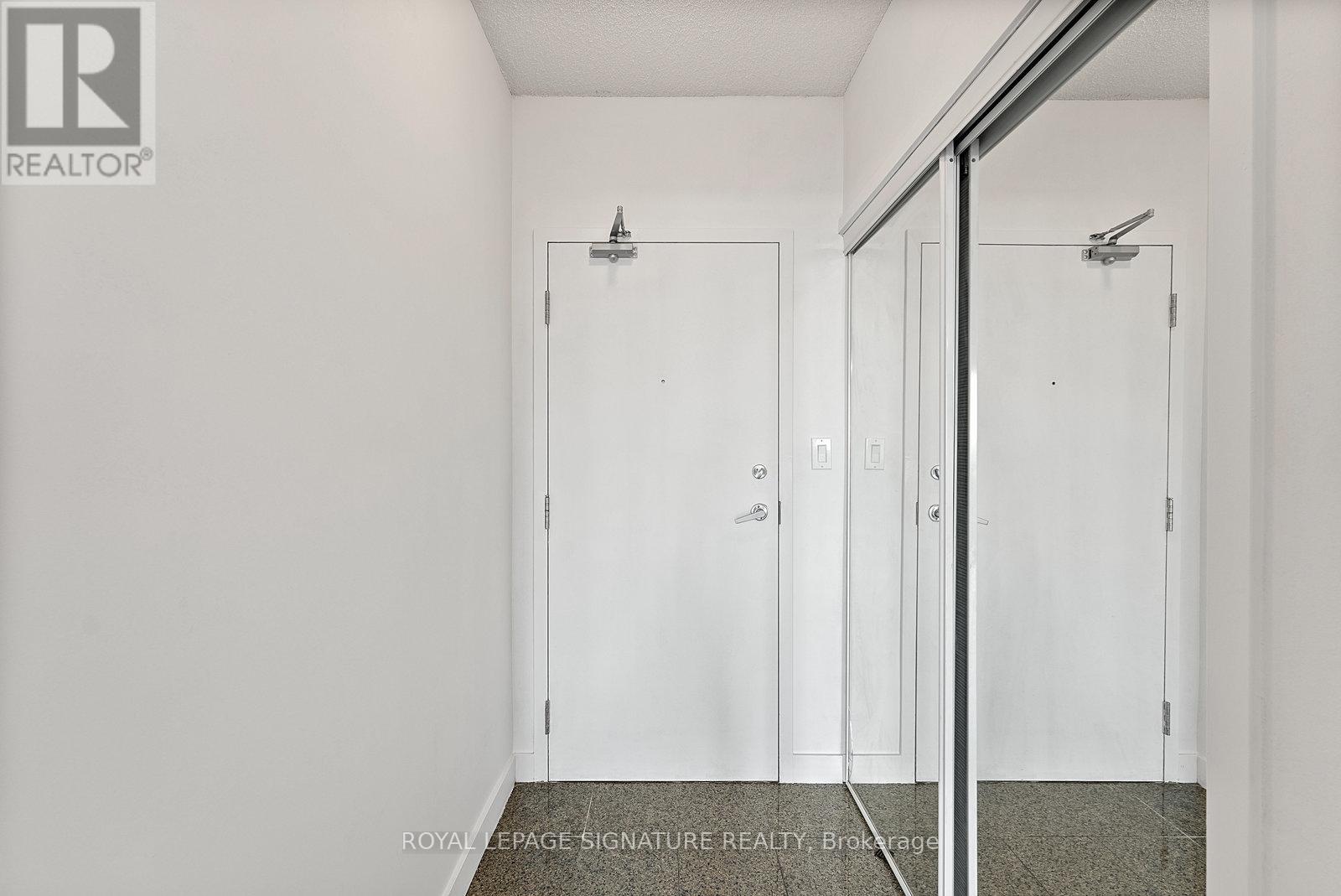 610 - 3 Navy Wharf Court, Toronto, Ontario  M5V 0N1 - Photo 3 - C13035022
