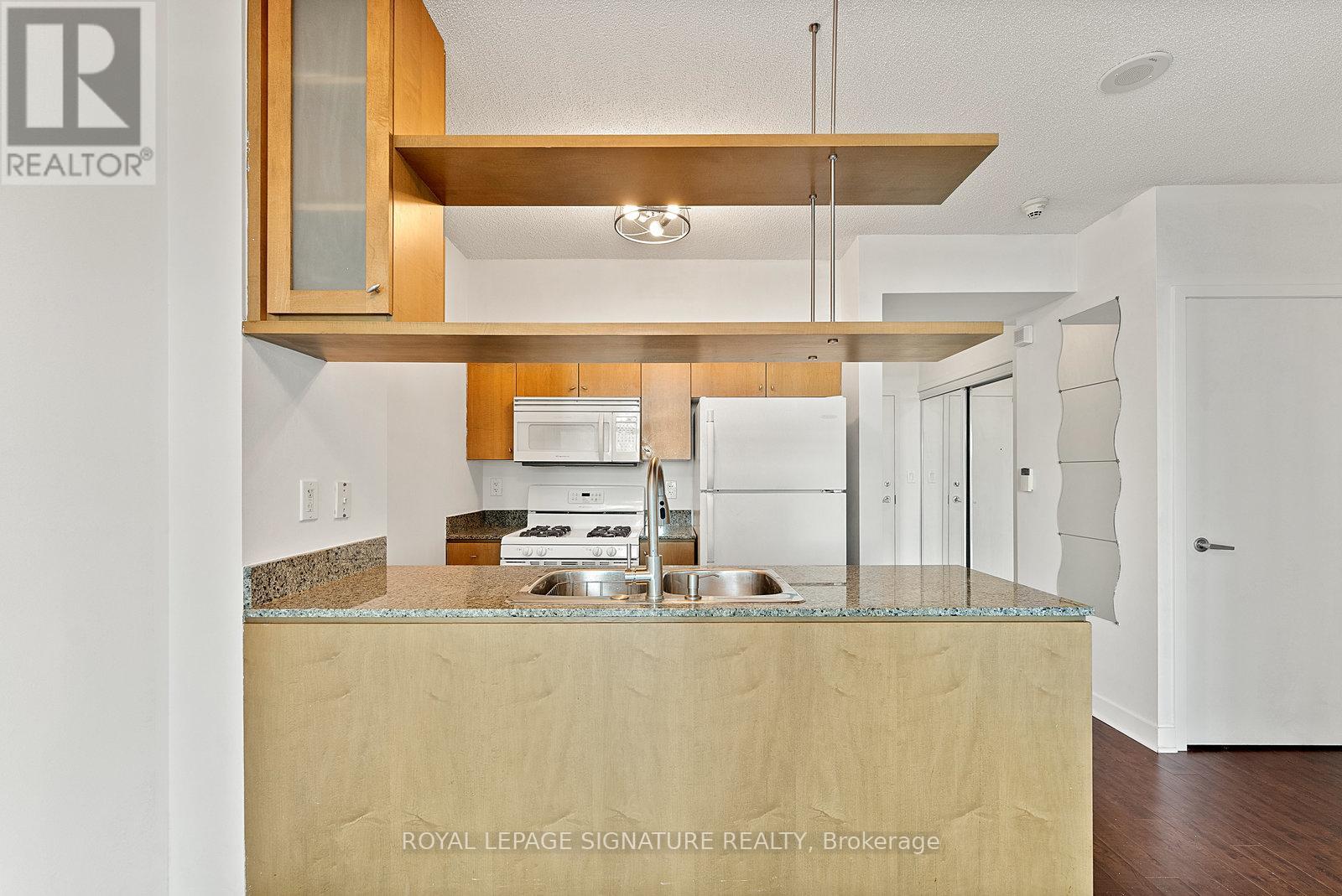 610 - 3 Navy Wharf Court, Toronto, Ontario  M5V 0N1 - Photo 8 - C13035022