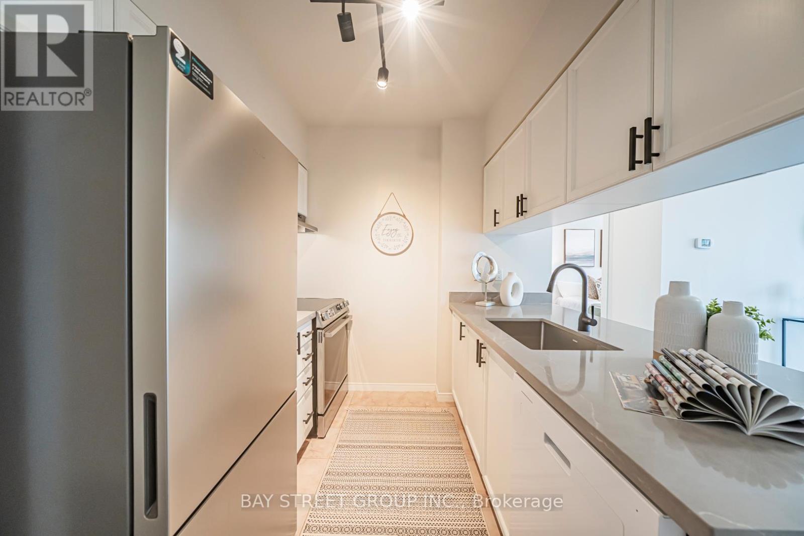 713 - 889 Bay Street, Toronto, Ontario  M5S 3K5 - Photo 8 - C13035034