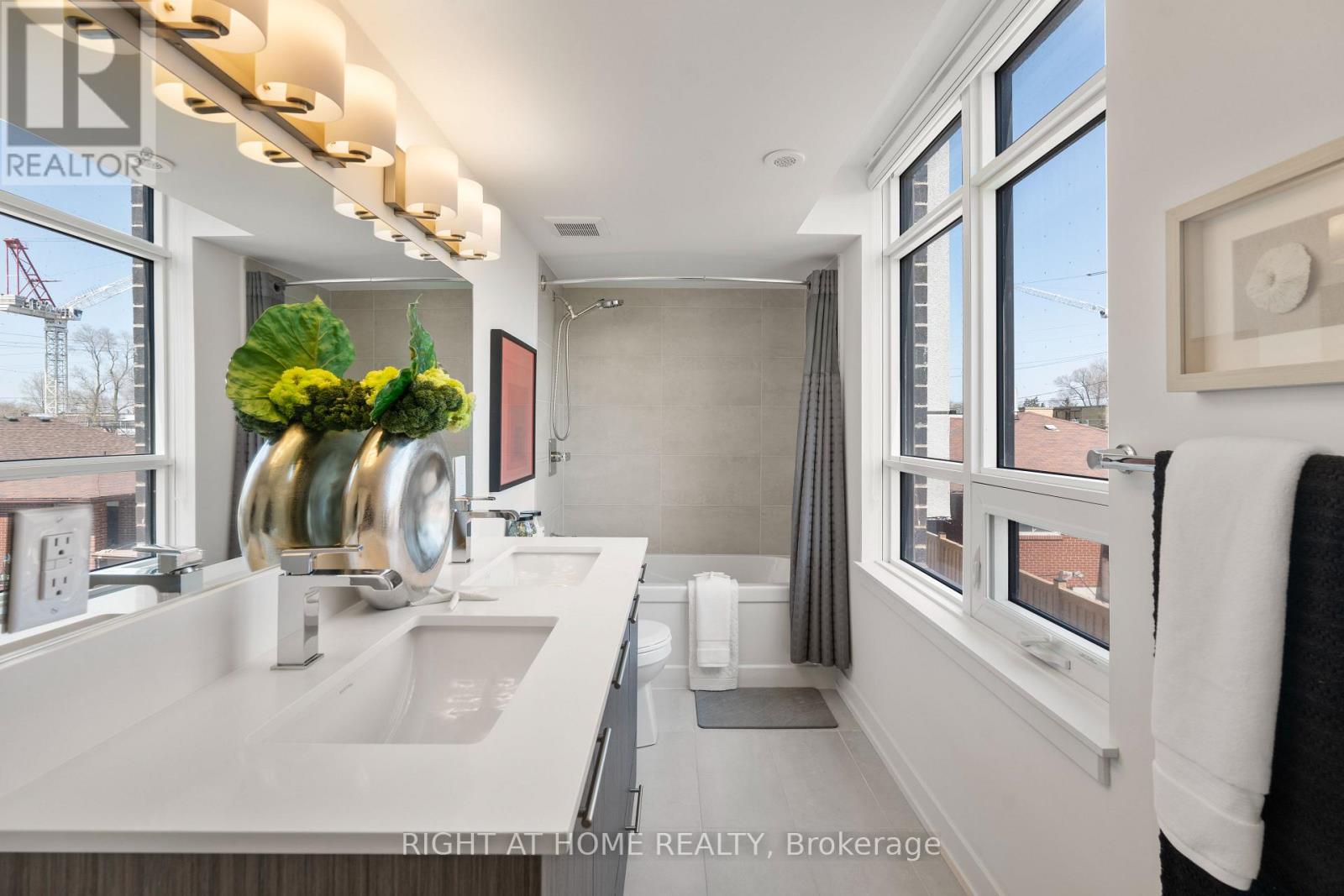 44 - 851 Sheppard Avenue W, Toronto, Ontario  M3H 0G2 - Photo 13 - C13035072