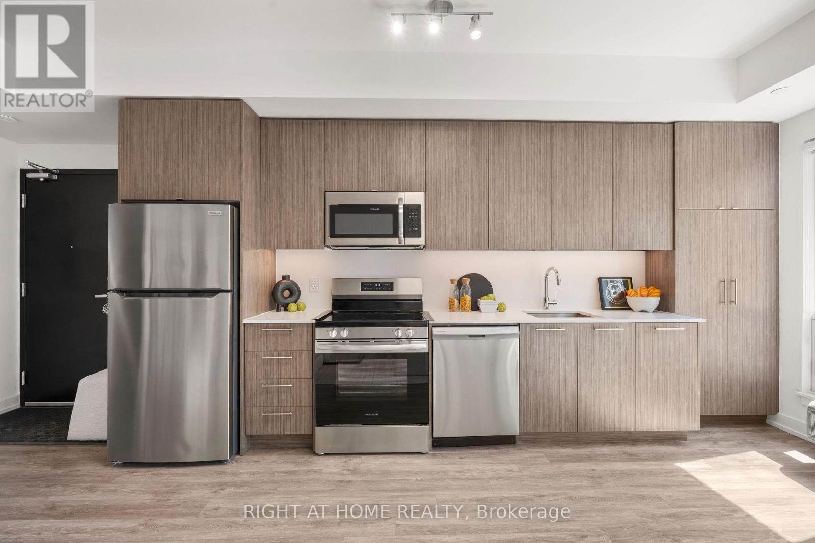 44 - 851 Sheppard Avenue W, Toronto, Ontario  M3H 0G2 - Photo 9 - C13035072