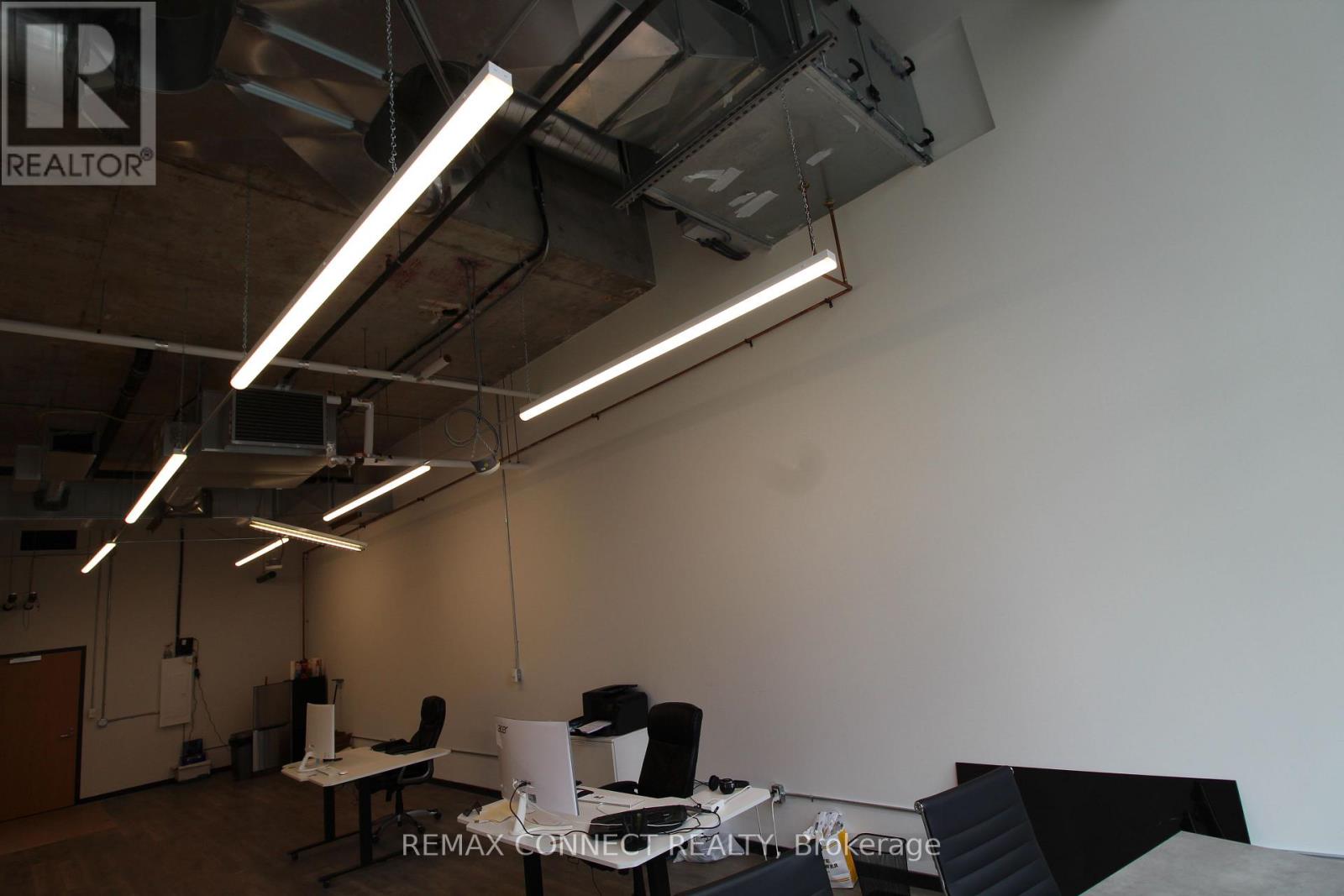 # 324 - 15 Wellesley Street W, Toronto, Ontario  M4Y 1E8 - Photo 10 - C13035230