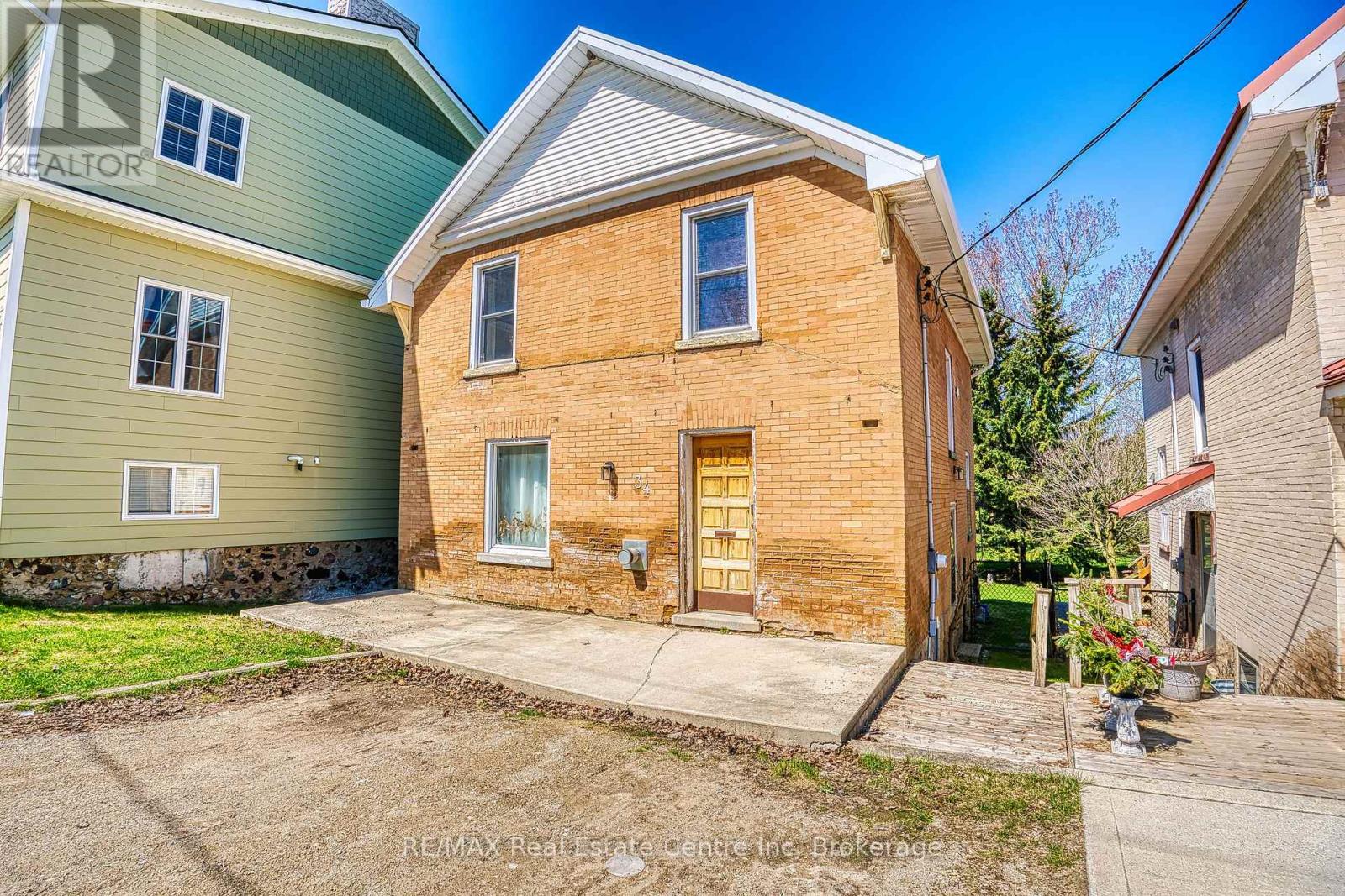 34 Wellington Street, Mapleton, Ontario  N0G 1P0 - Photo 28 - X12774534